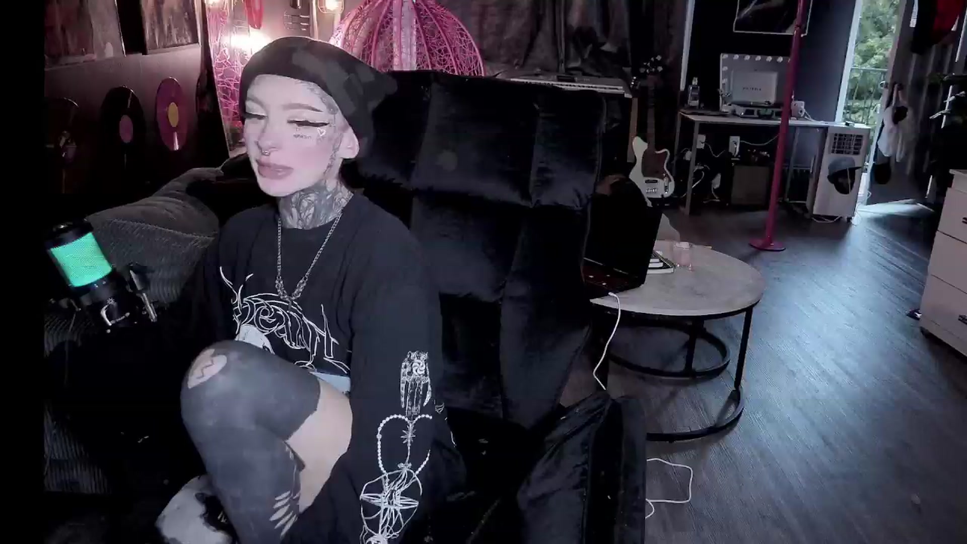 Gallery image thumbnail from Tattoobambi's myfreecams stream on, 07/27/2026, 01:07 image 8 of 20