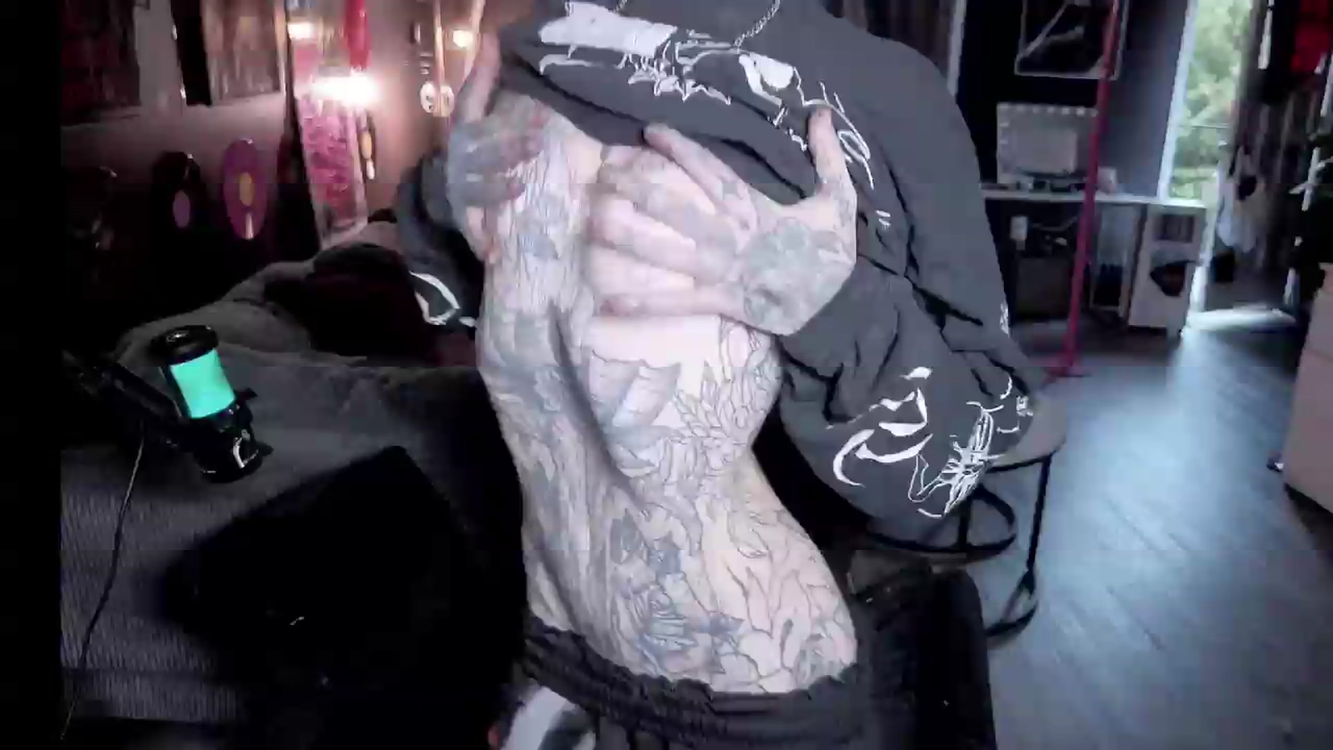 Gallery image thumbnail from Tattoobambi's myfreecams stream on, 07/27/2026, 01:07 image 4 of 20