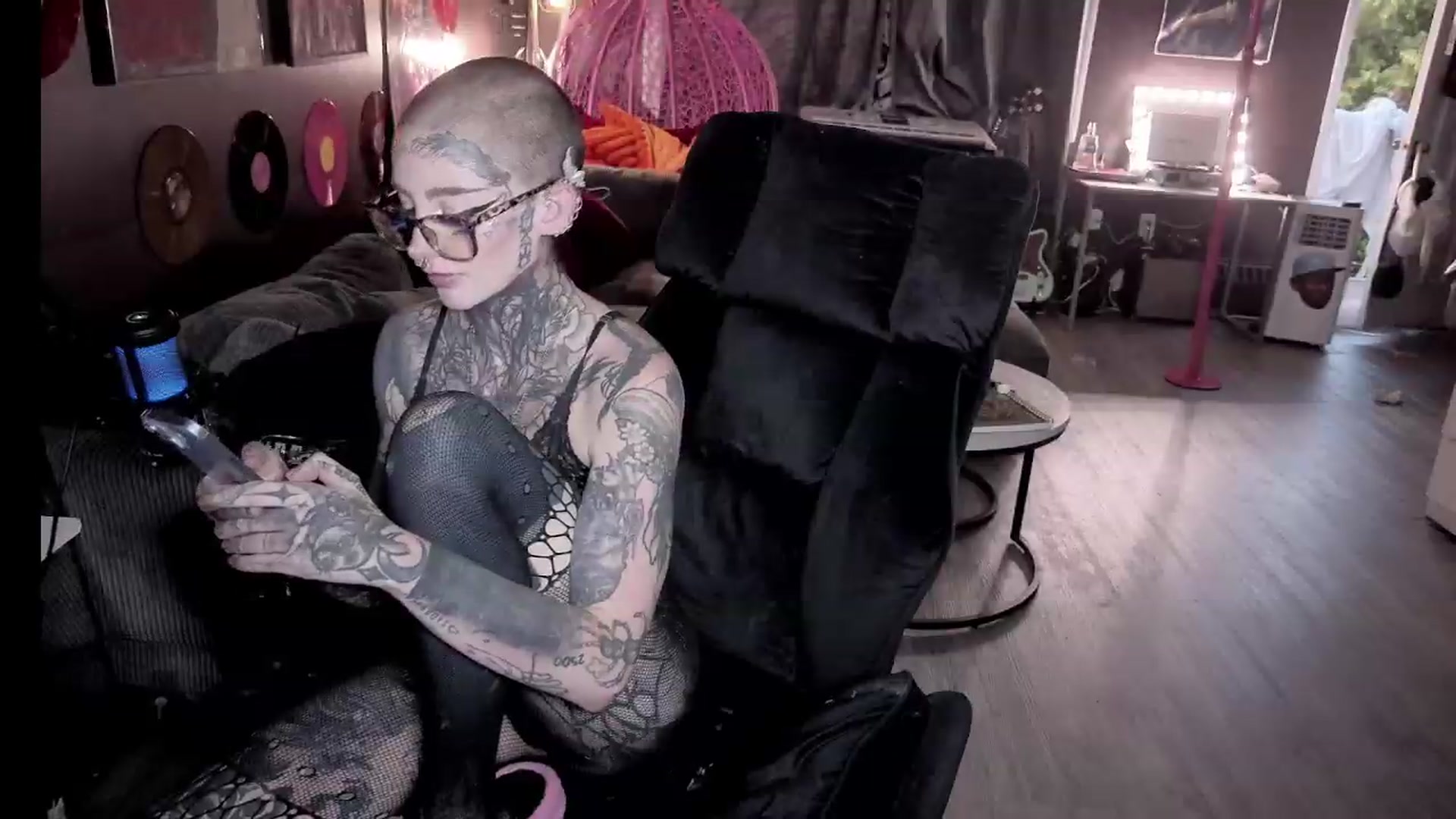 Gallery image thumbnail from Tattoobambi's myfreecams stream on, 07/29/2026, 01:43 image 3 of 20