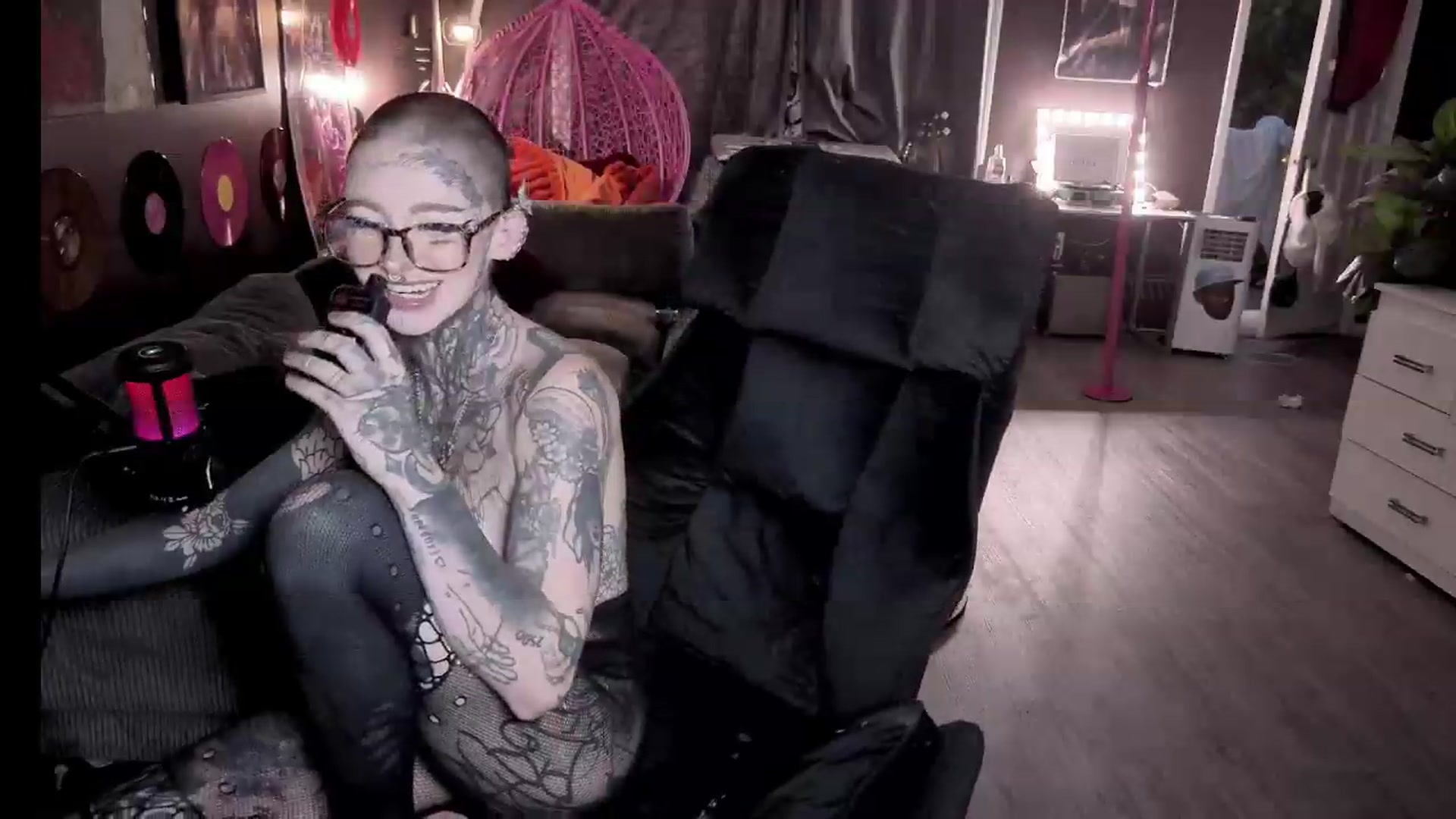 Gallery image thumbnail from Tattoobambi's myfreecams stream on, 07/29/2026, 01:43 image 10 of 20