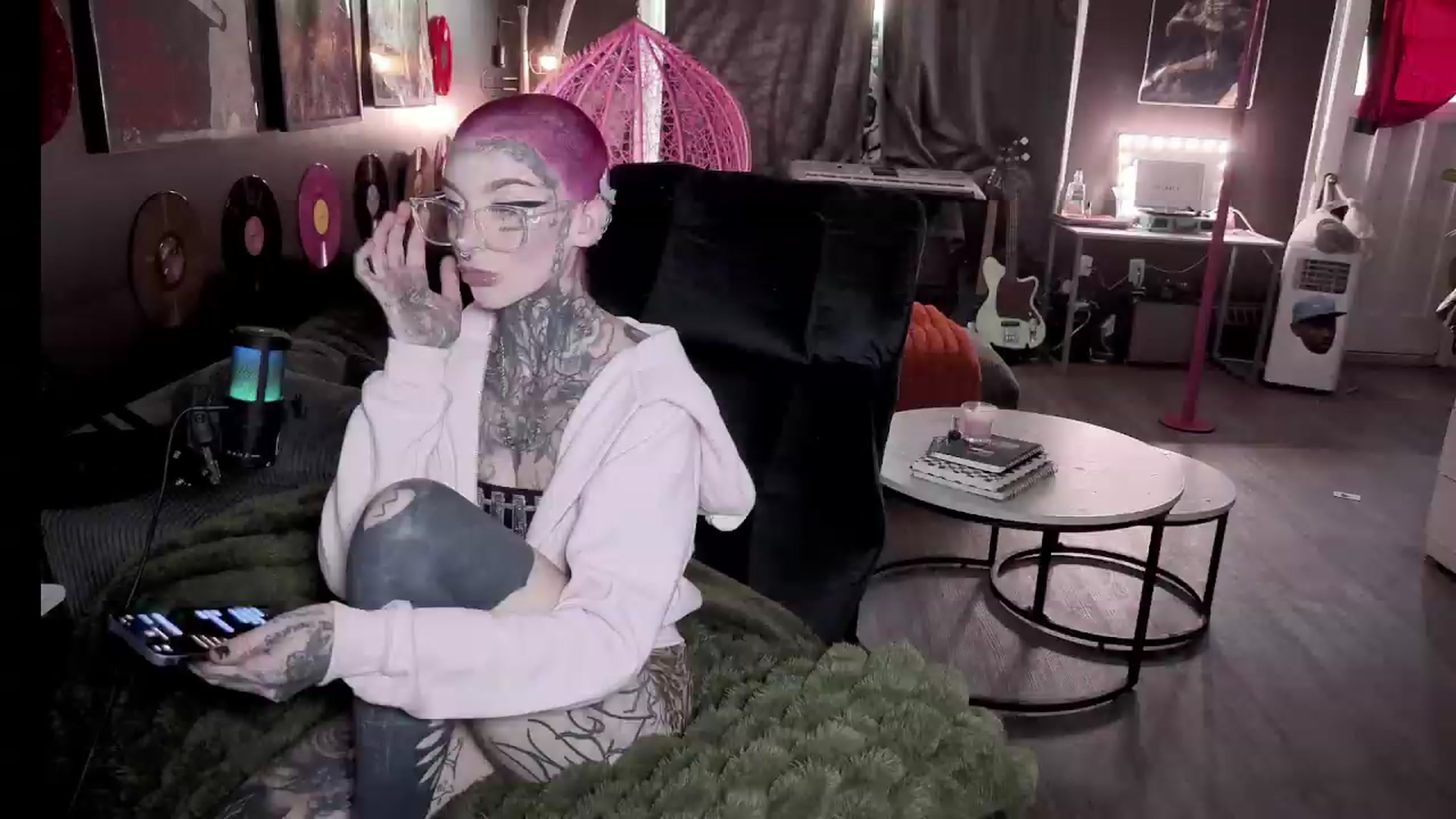 Gallery image thumbnail from Tattoobambi's myfreecams stream on, 07/31/2026, 22:42 image 18 of 20