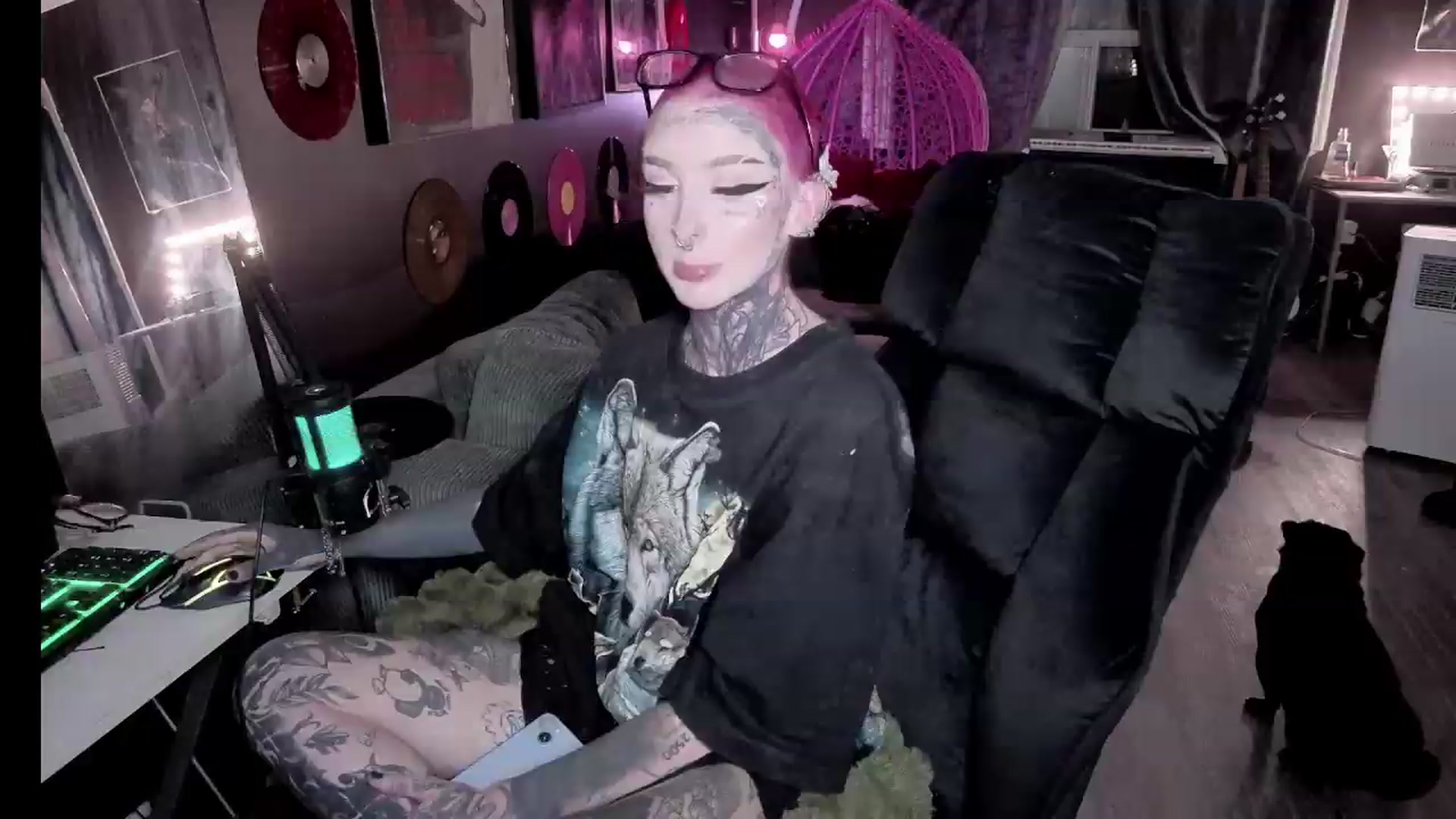 Gallery image thumbnail from Tattoobambi's myfreecams stream on, 08/03/2026, 04:35 image 14 of 20