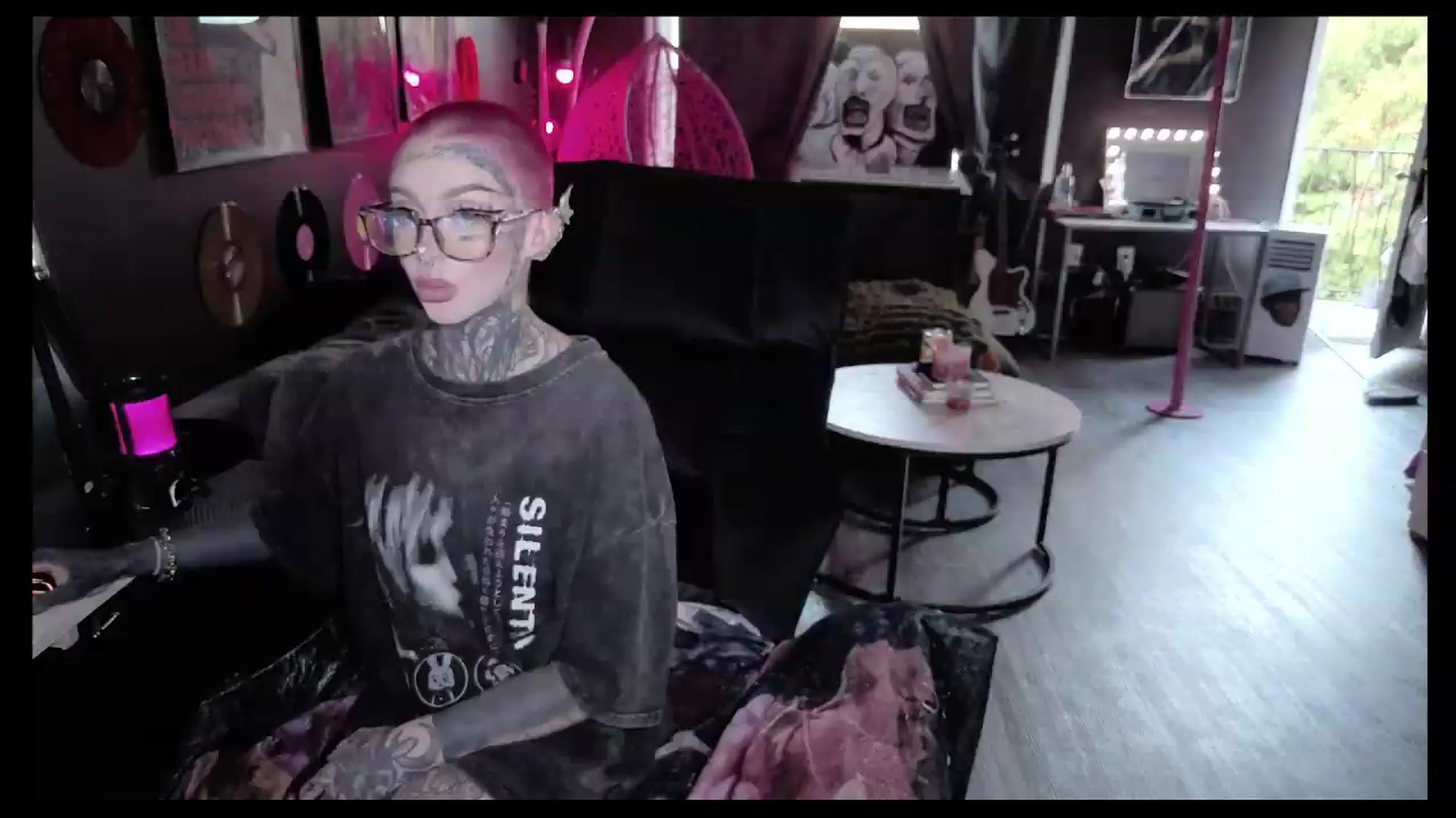 Gallery image thumbnail from Tattoobambi's myfreecams stream on, 08/05/2026, 01:30 image 2 of 20