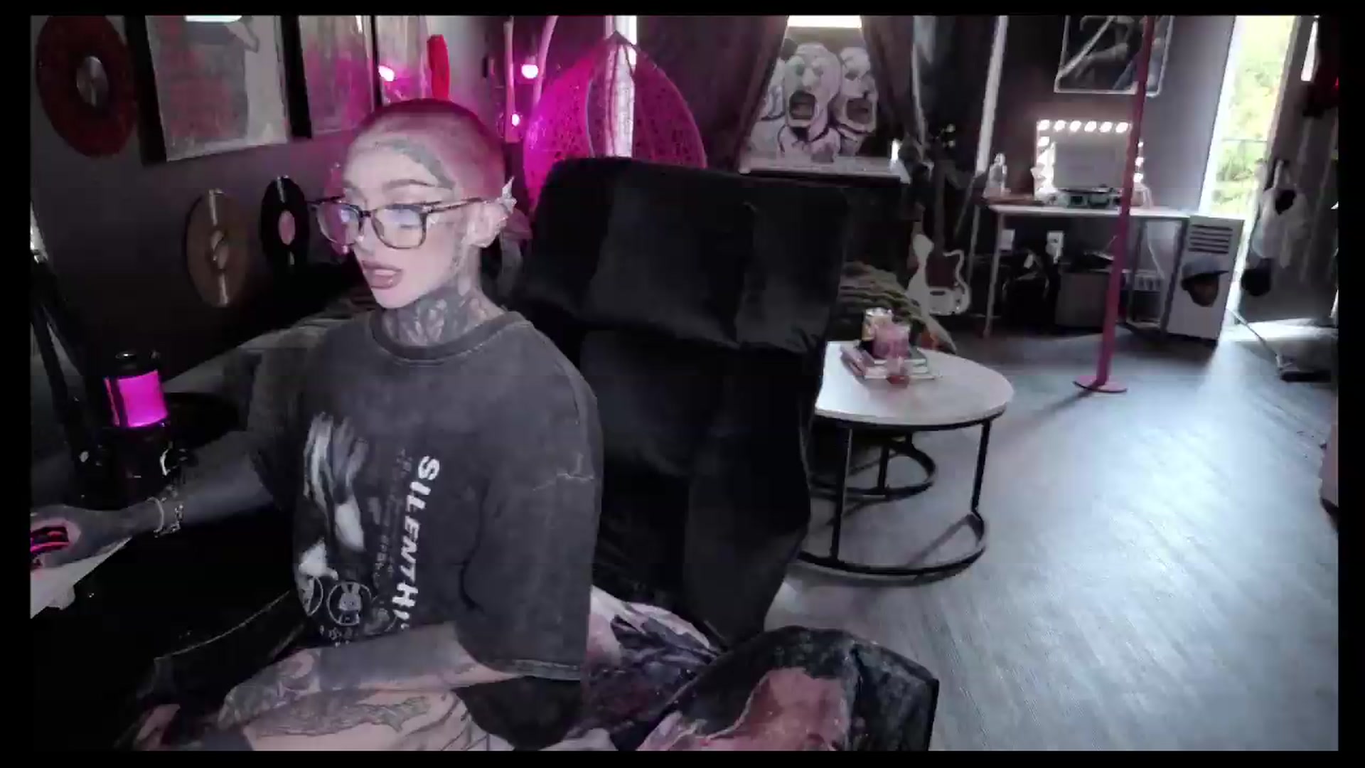 Gallery image thumbnail from Tattoobambi's myfreecams stream on, 08/05/2026, 01:30 image 1 of 20