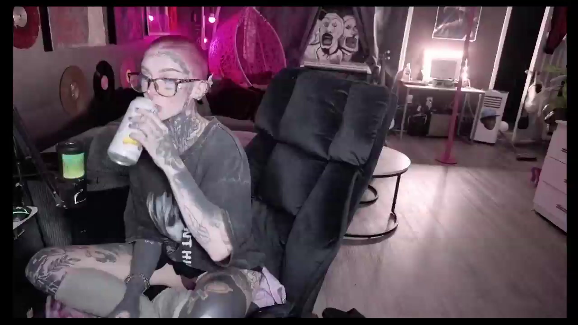 Gallery image thumbnail from Tattoobambi's myfreecams stream on, 08/05/2026, 02:14 image 14 of 20