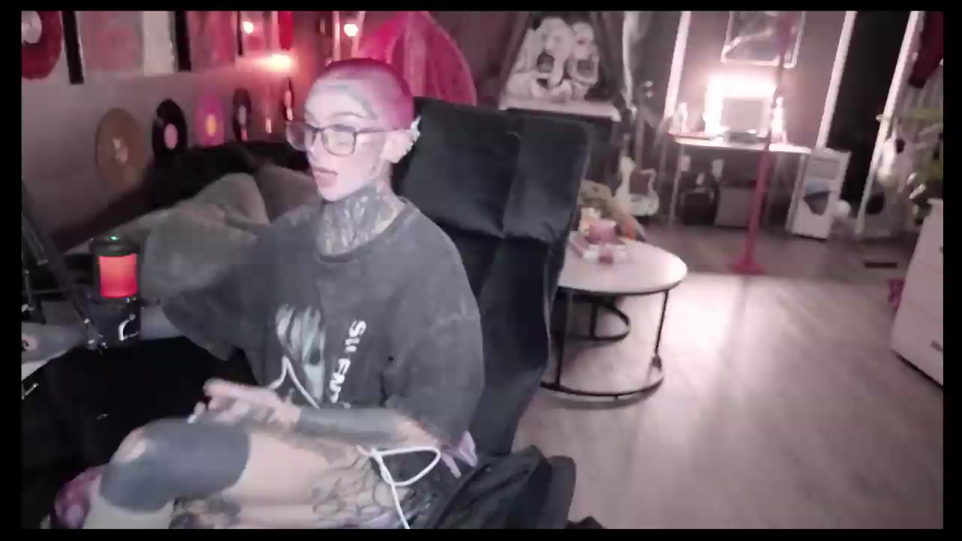 Gallery image thumbnail from Tattoobambi's myfreecams stream on, 08/05/2026, 02:14 image 15 of 20
