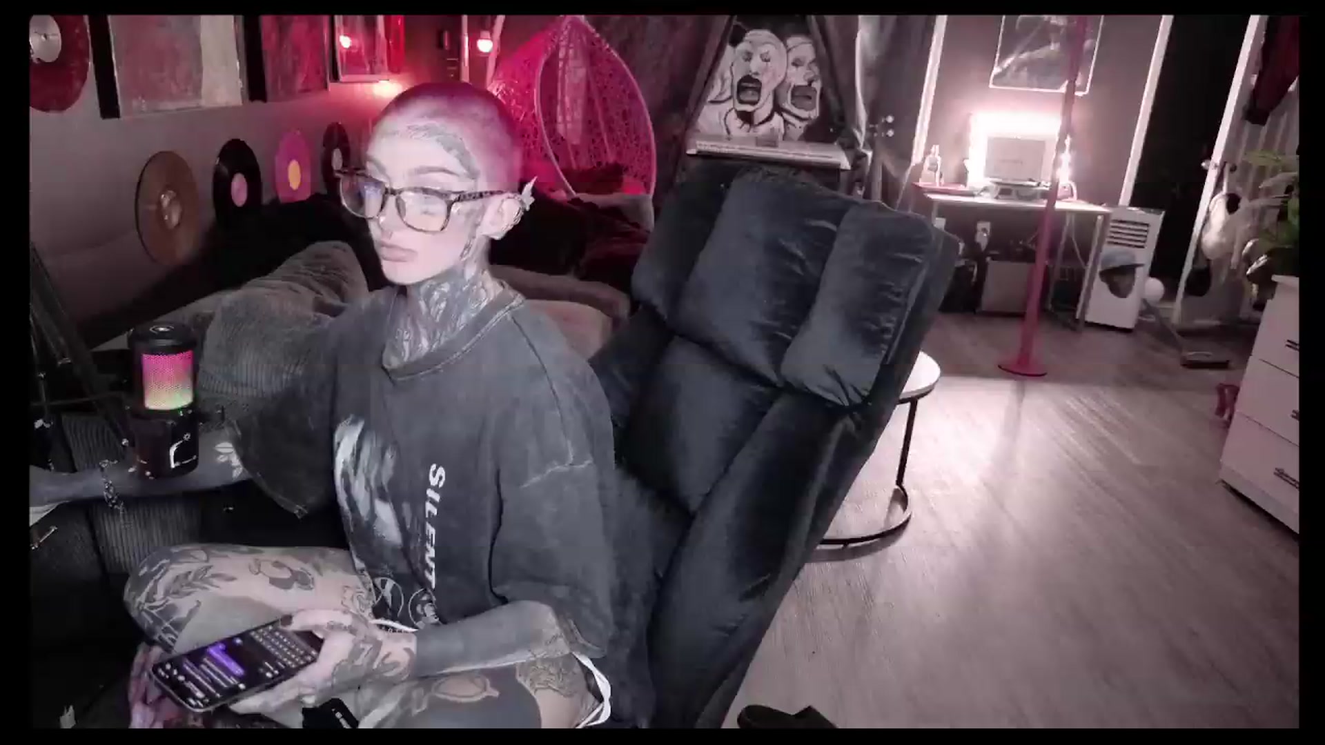 Gallery image thumbnail from Tattoobambi's myfreecams stream on, 08/05/2026, 02:14 image 20 of 20