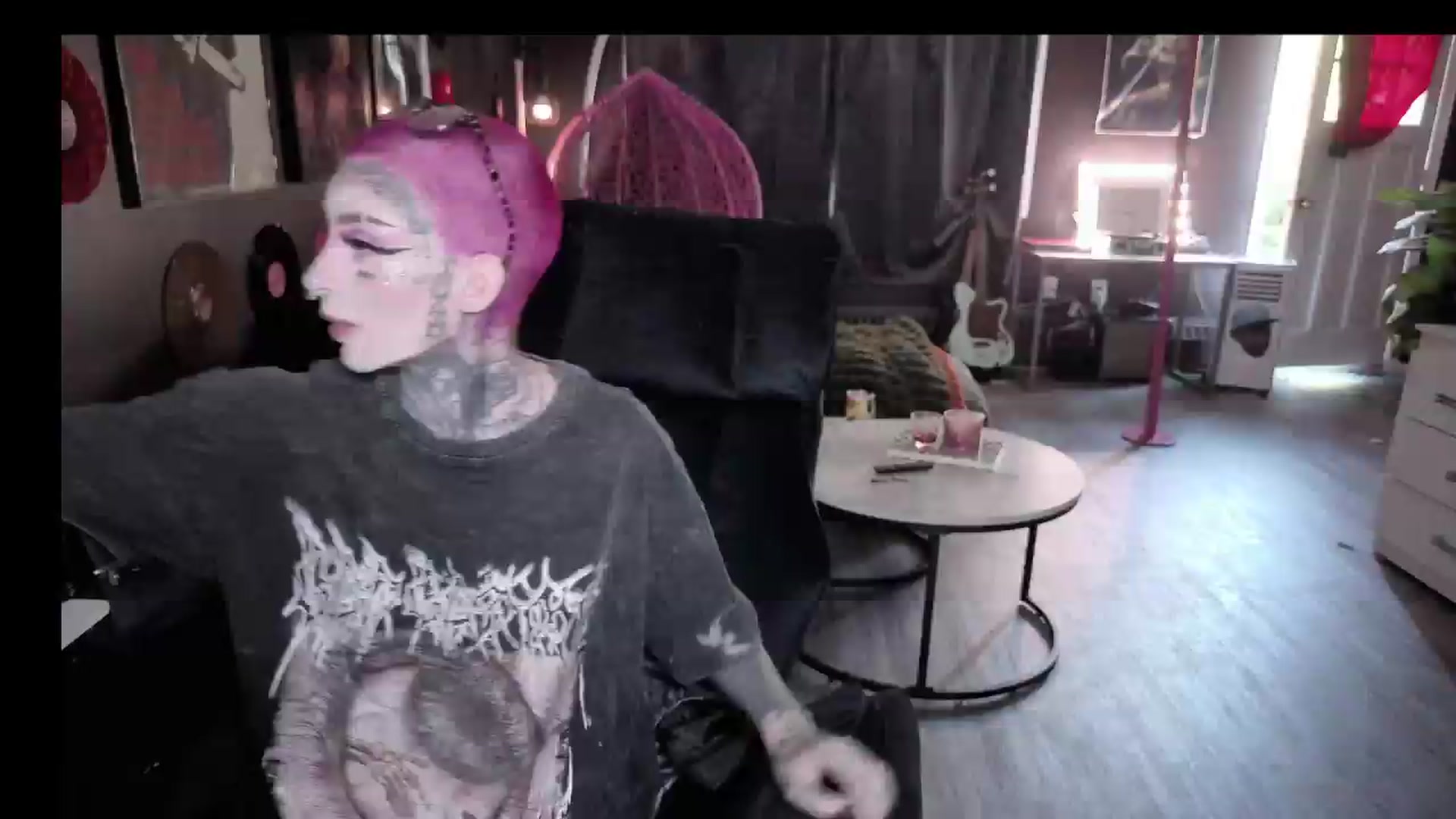 Gallery image thumbnail from Tattoobambi's myfreecams stream on, 08/05/2026, 22:47 image 2 of 20