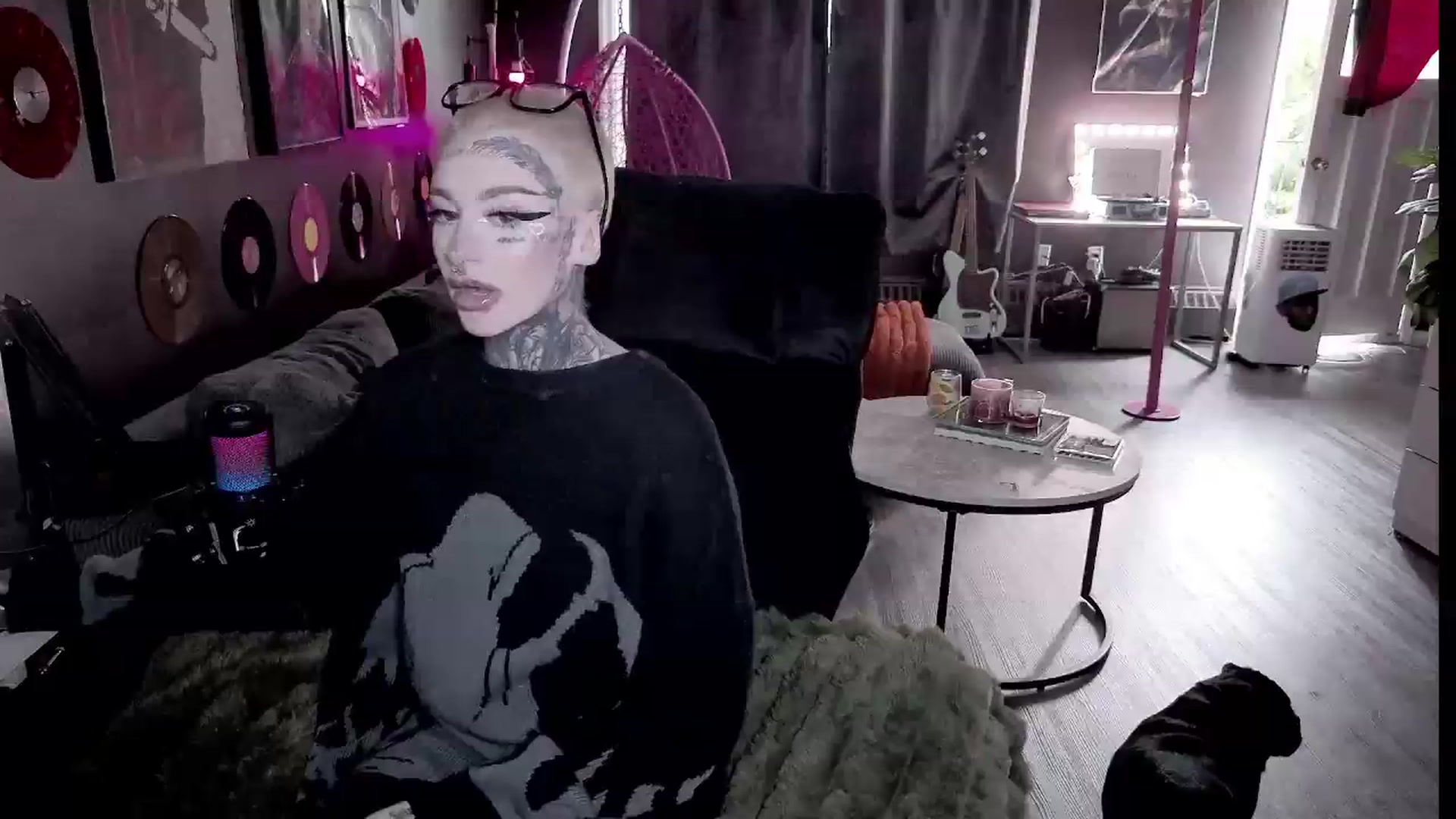 Gallery image thumbnail from Tattoobambi's myfreecams stream on, 08/09/2026, 24:03 image 5 of 20