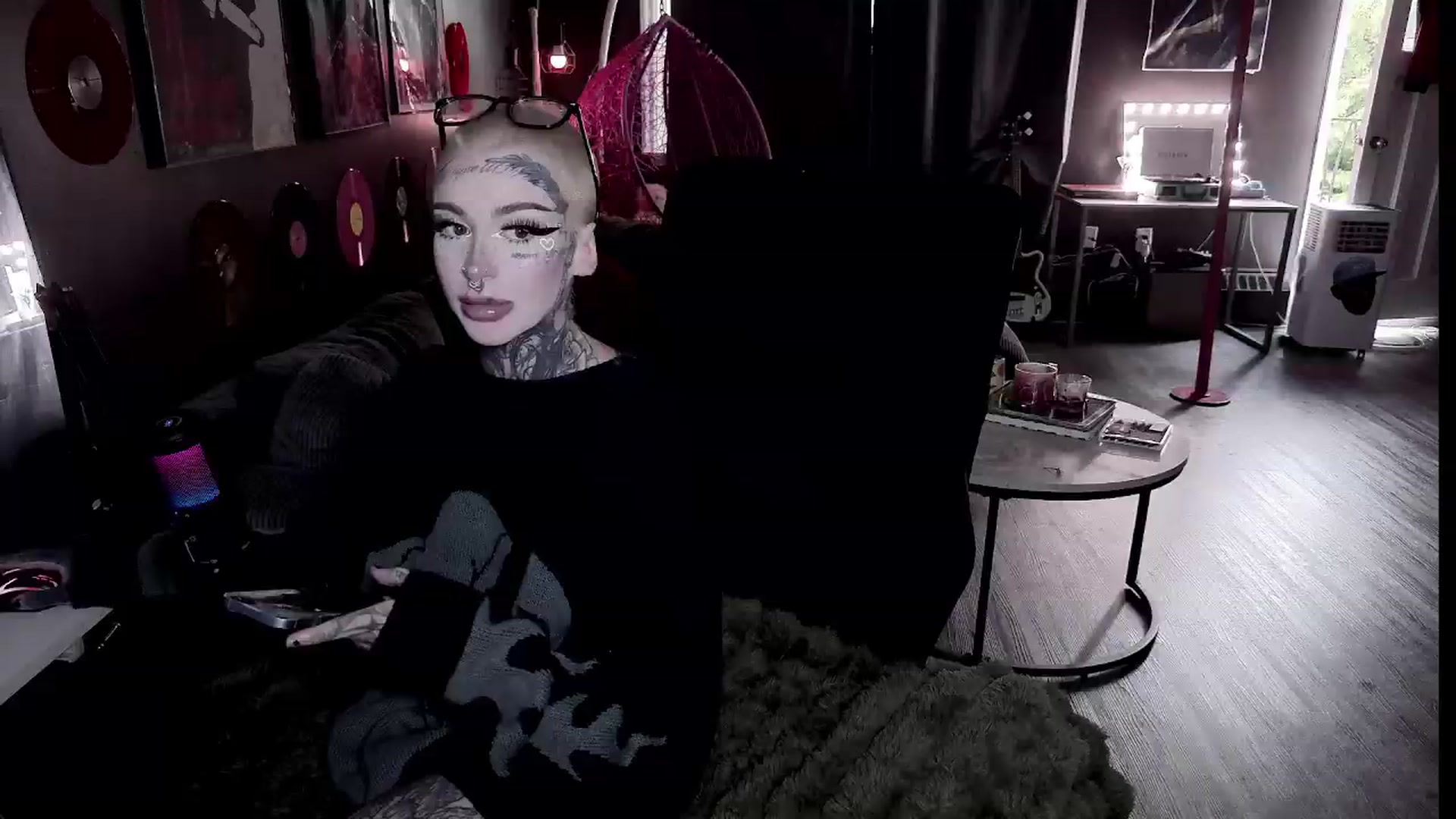 Gallery image thumbnail from Tattoobambi's myfreecams stream on, 08/09/2026, 24:03 image 9 of 20