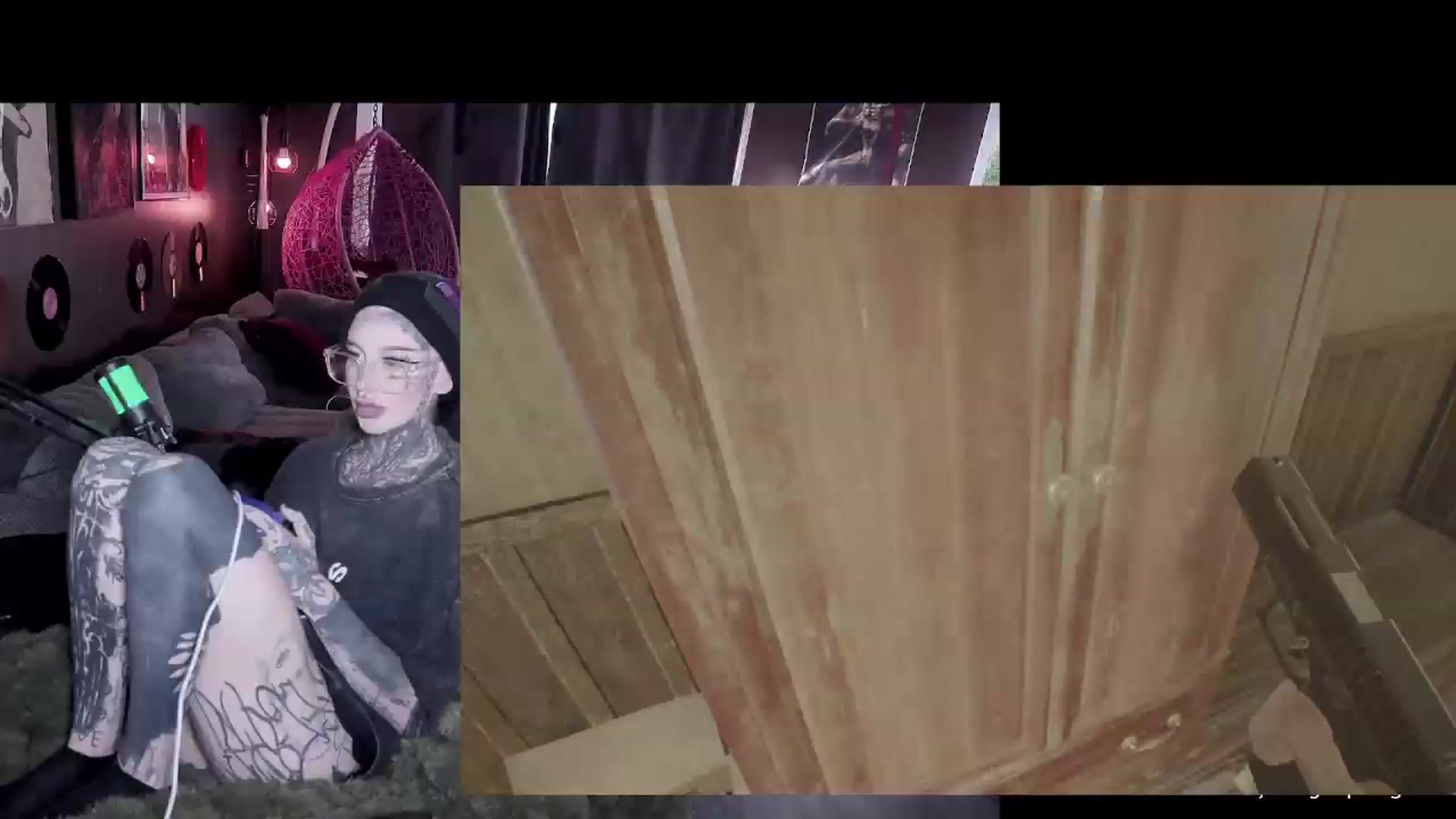 Gallery image thumbnail from Tattoobambi's myfreecams stream on, 08/11/2026, 02:01 image 10 of 20