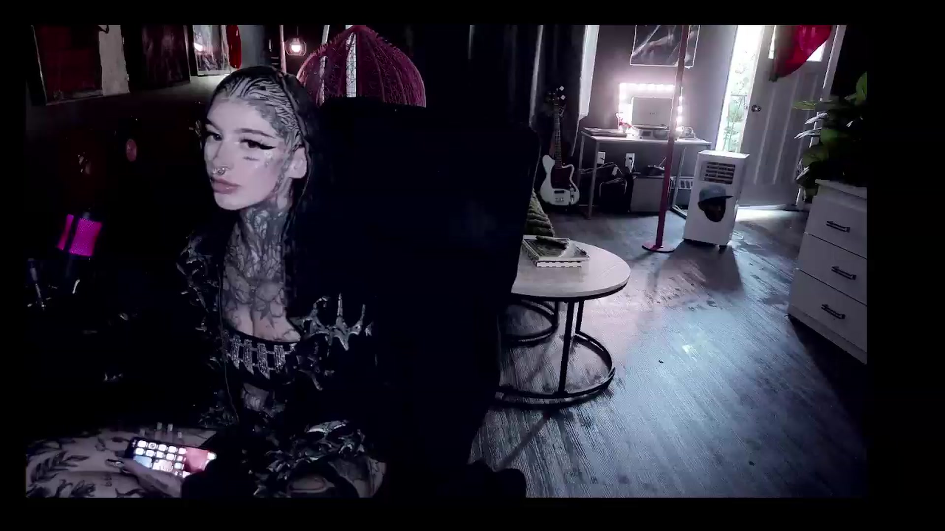 Gallery image thumbnail from Tattoobambi's myfreecams stream on, 08/16/2026, 01:31 image 2 of 20