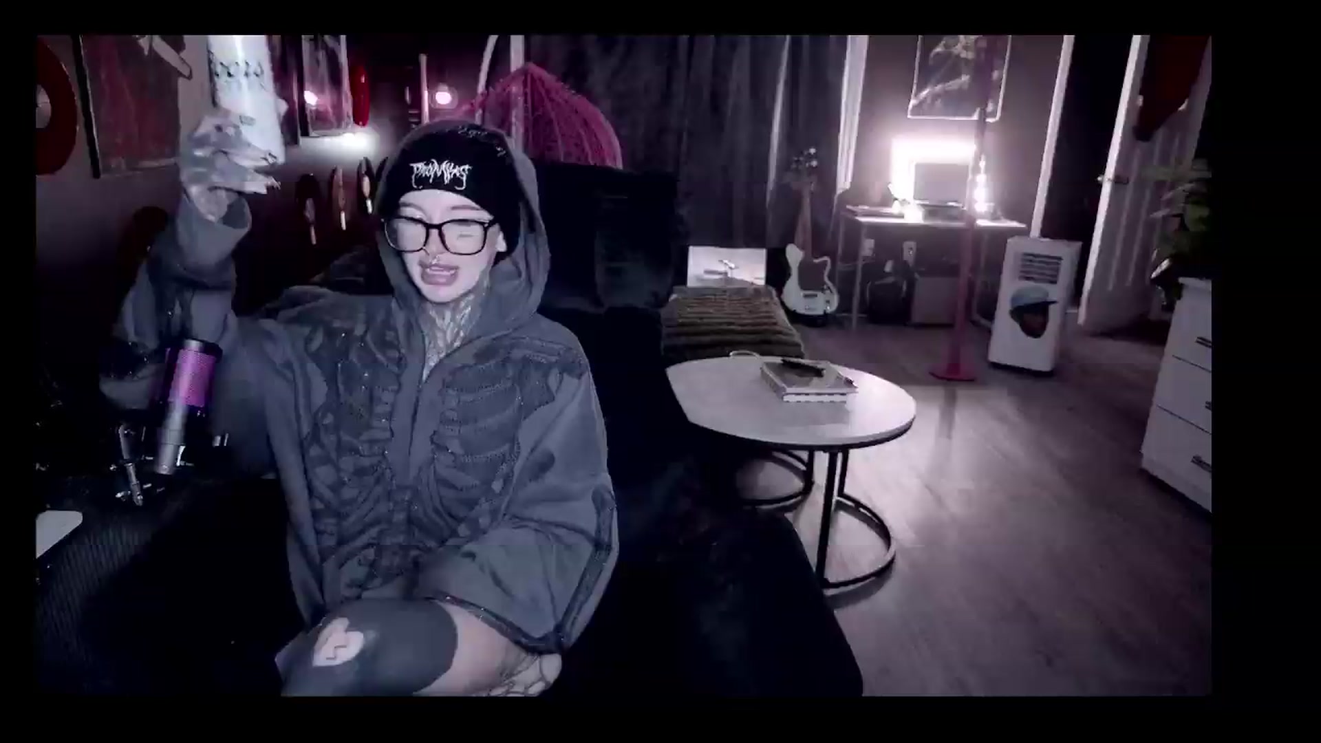 Gallery image thumbnail from Tattoobambi's myfreecams stream on, 08/16/2026, 02:08 image 6 of 20