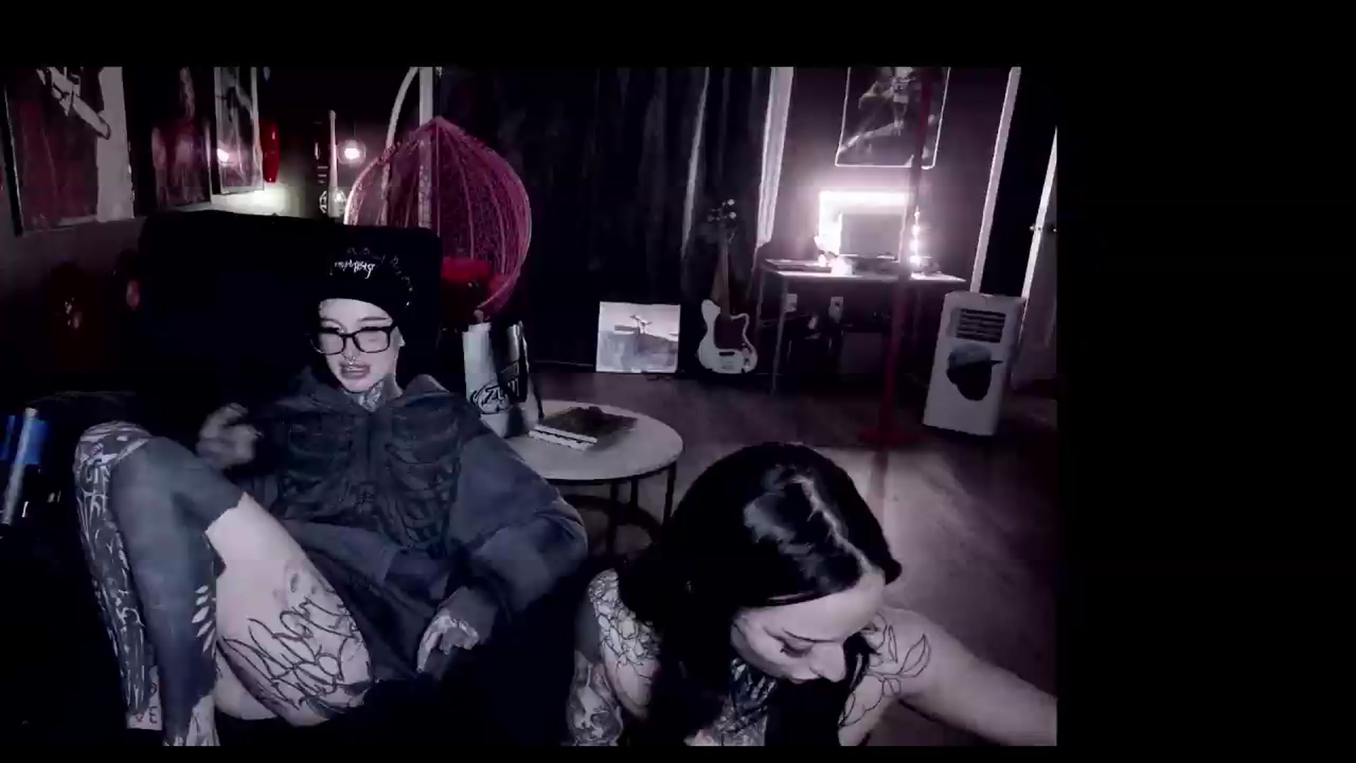 Gallery image thumbnail from Tattoobambi's myfreecams stream on, 08/16/2026, 03:47 image 16 of 20
