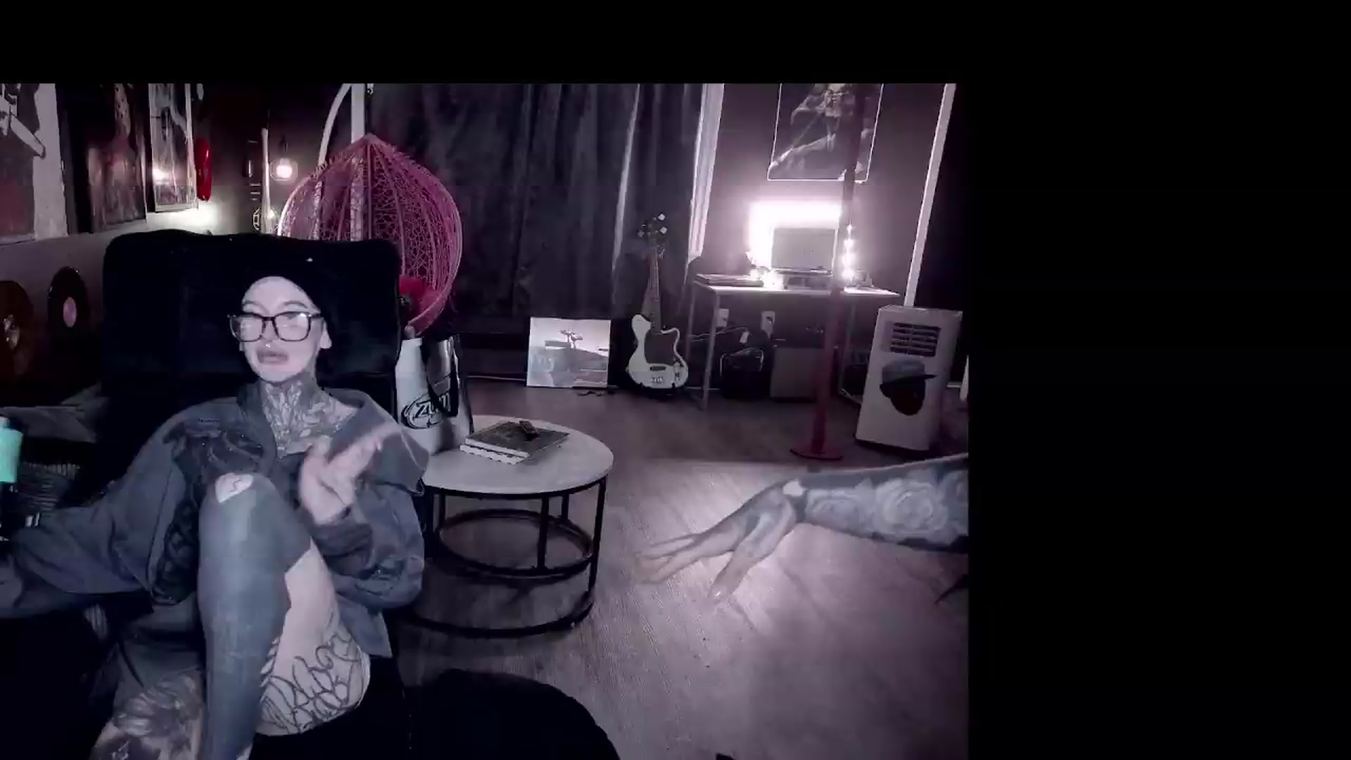 Gallery image thumbnail from Tattoobambi's myfreecams stream on, 08/16/2026, 03:47 image 6 of 20