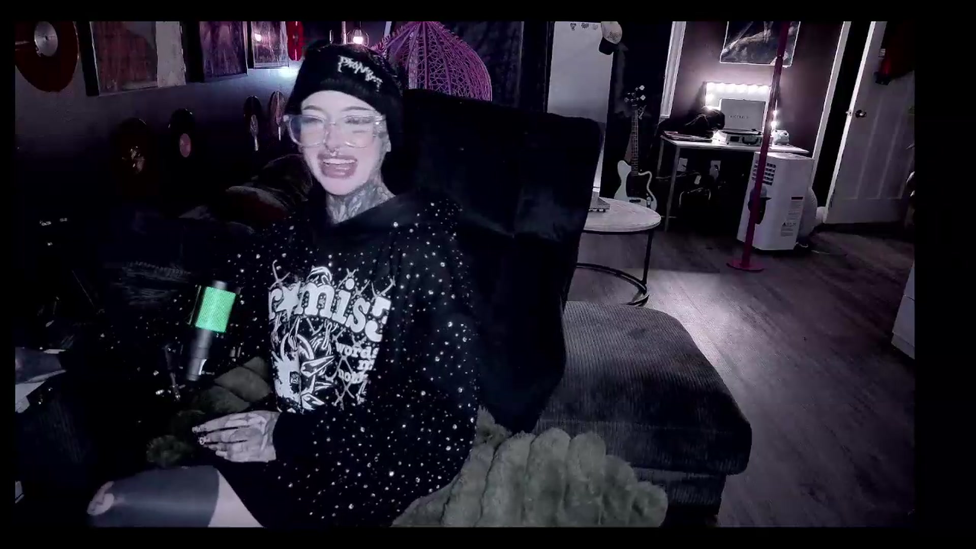 Gallery image thumbnail from Tattoobambi's myfreecams stream on, 08/22/2026, 02:16 image 18 of 20