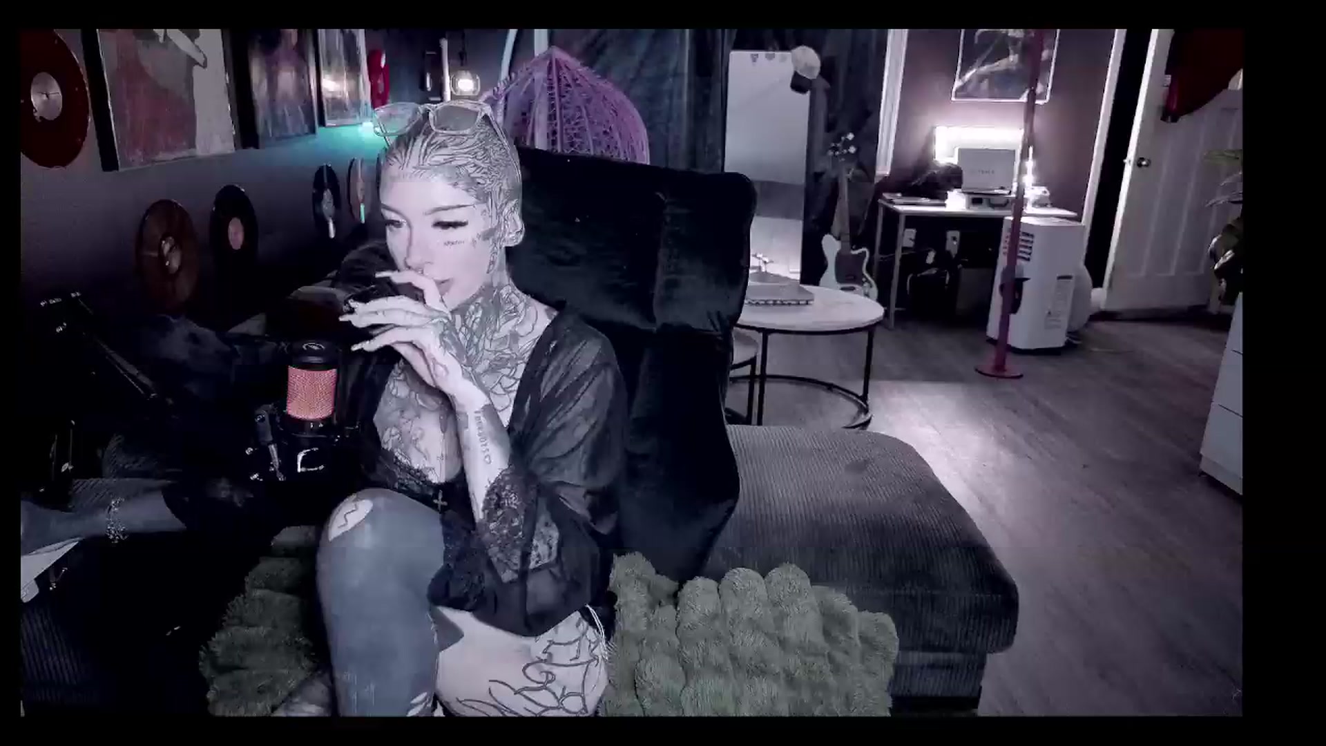 Gallery image thumbnail from Tattoobambi's myfreecams stream on, 08/22/2026, 02:16 image 2 of 20