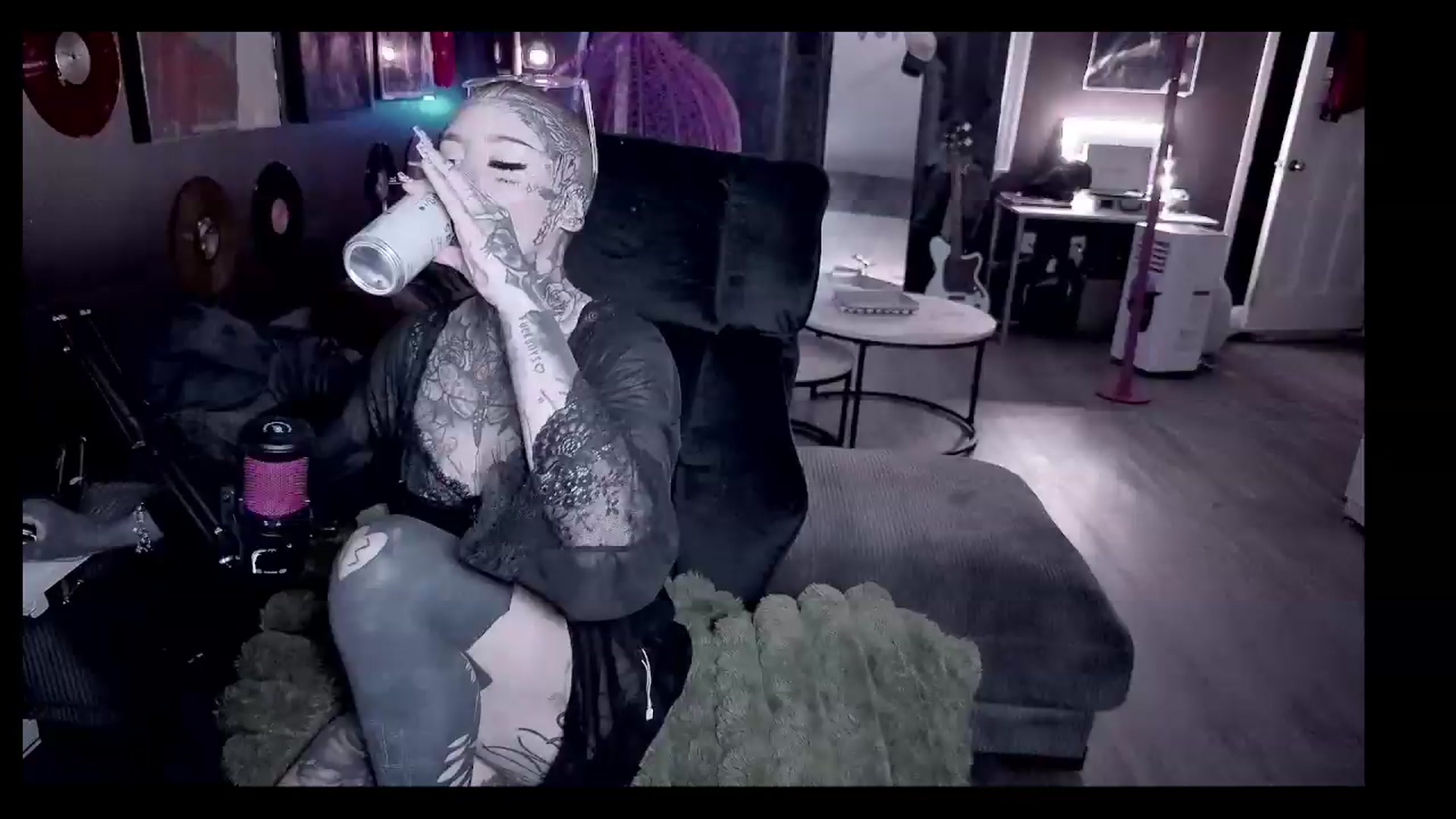 Gallery image thumbnail from Tattoobambi's myfreecams stream on, 08/22/2026, 02:16 image 10 of 20