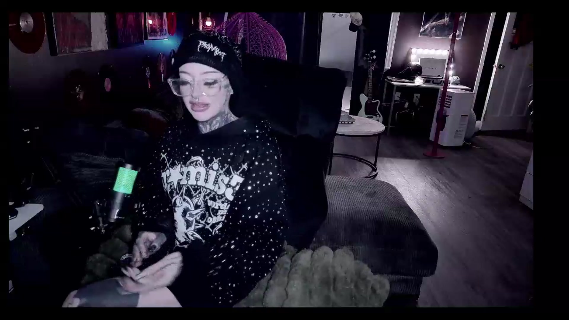 Gallery image thumbnail from Tattoobambi's myfreecams stream on, 08/22/2026, 02:16 image 20 of 20