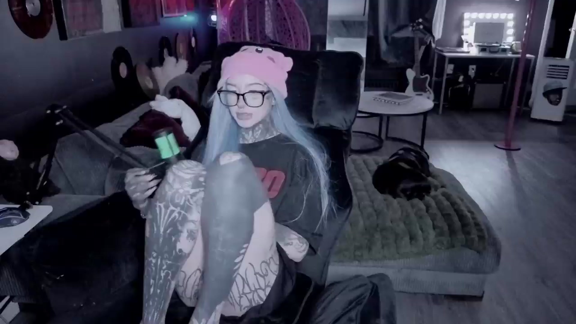 Gallery image thumbnail from Tattoobambi's myfreecams stream on, 08/30/2026, 02:12 image 15 of 20