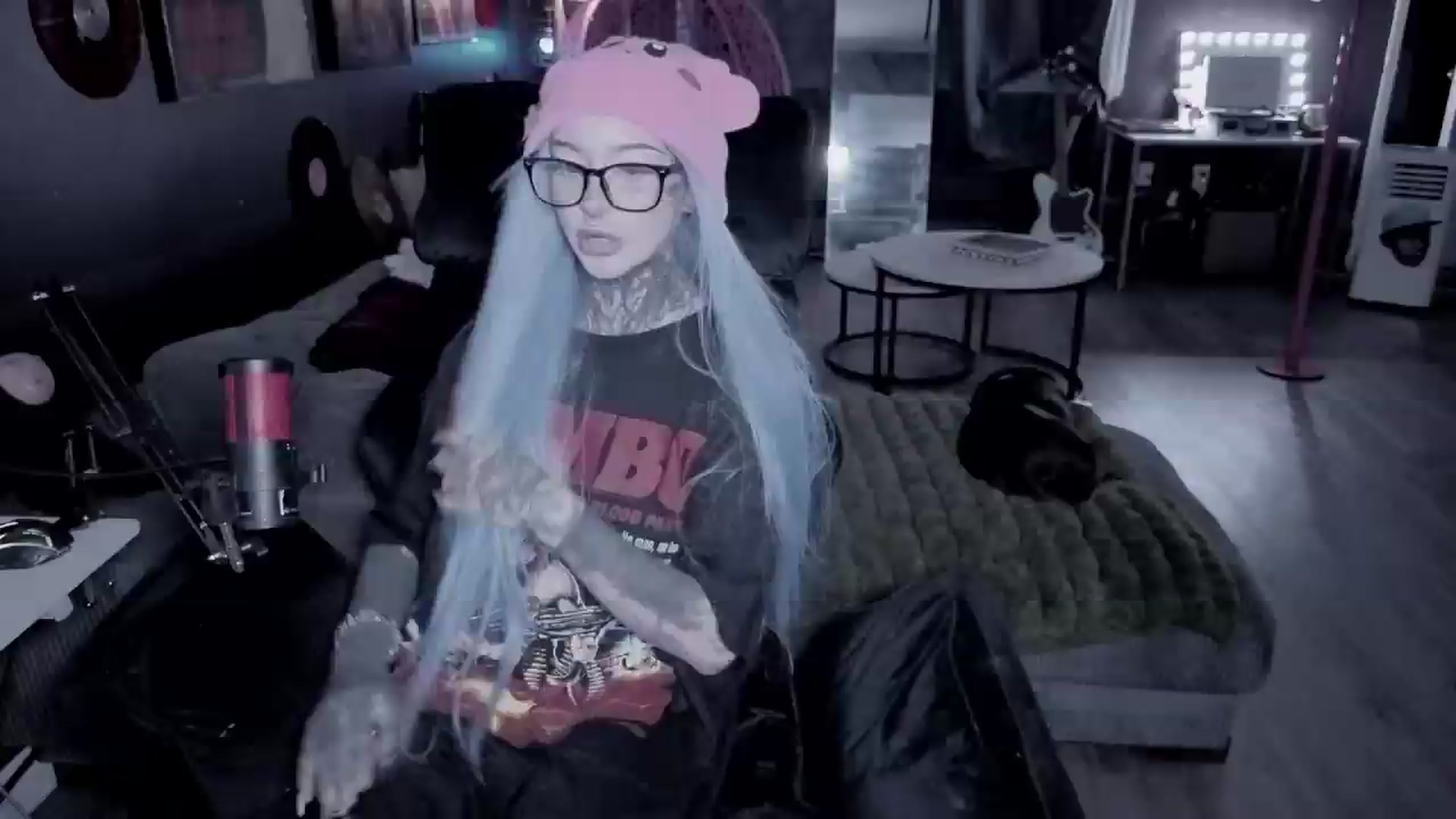 Gallery image thumbnail from Tattoobambi's myfreecams stream on, 08/30/2026, 02:12 image 9 of 20