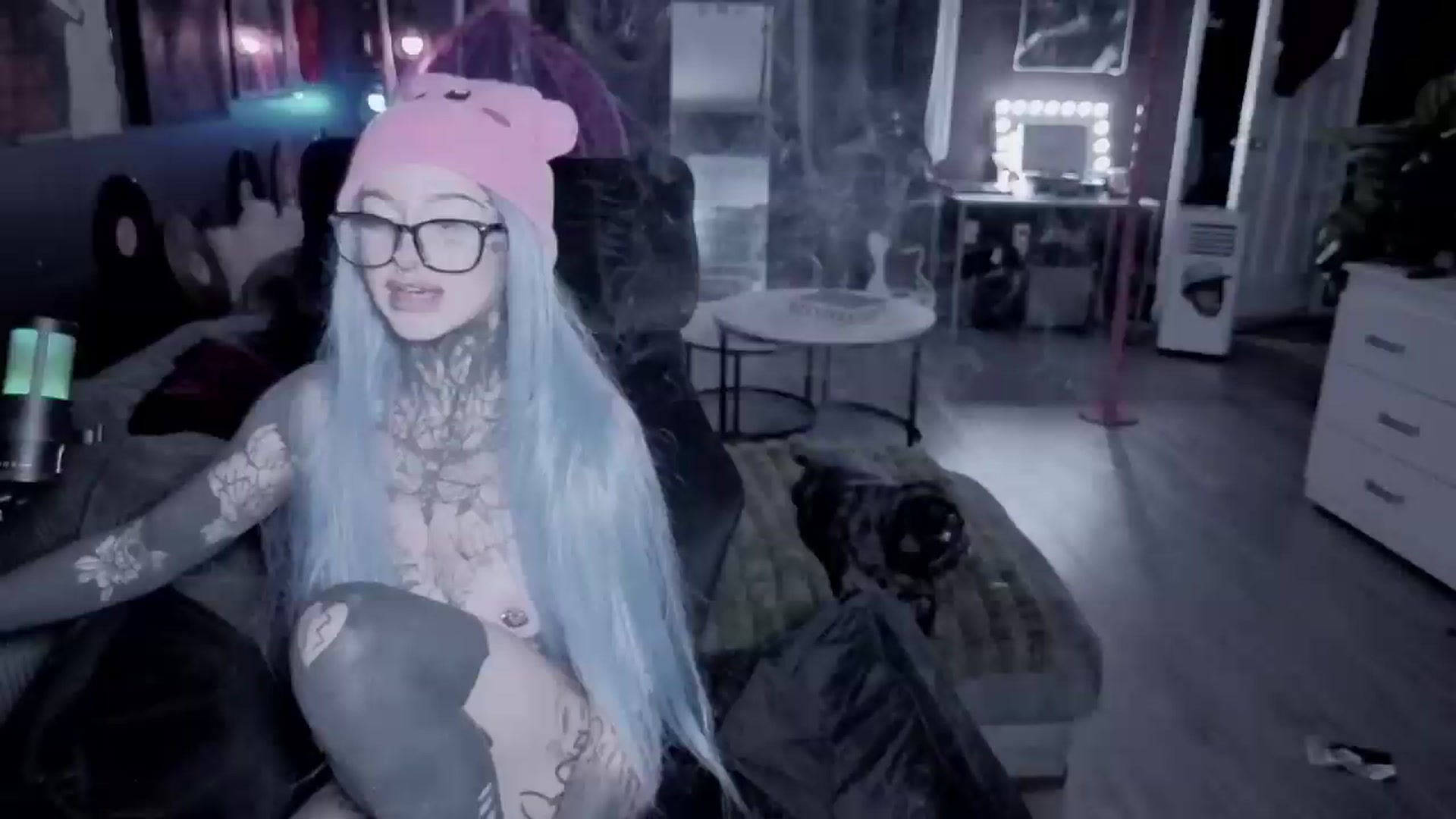 Gallery image thumbnail from Tattoobambi's myfreecams stream on, 08/30/2026, 04:00 image 17 of 20