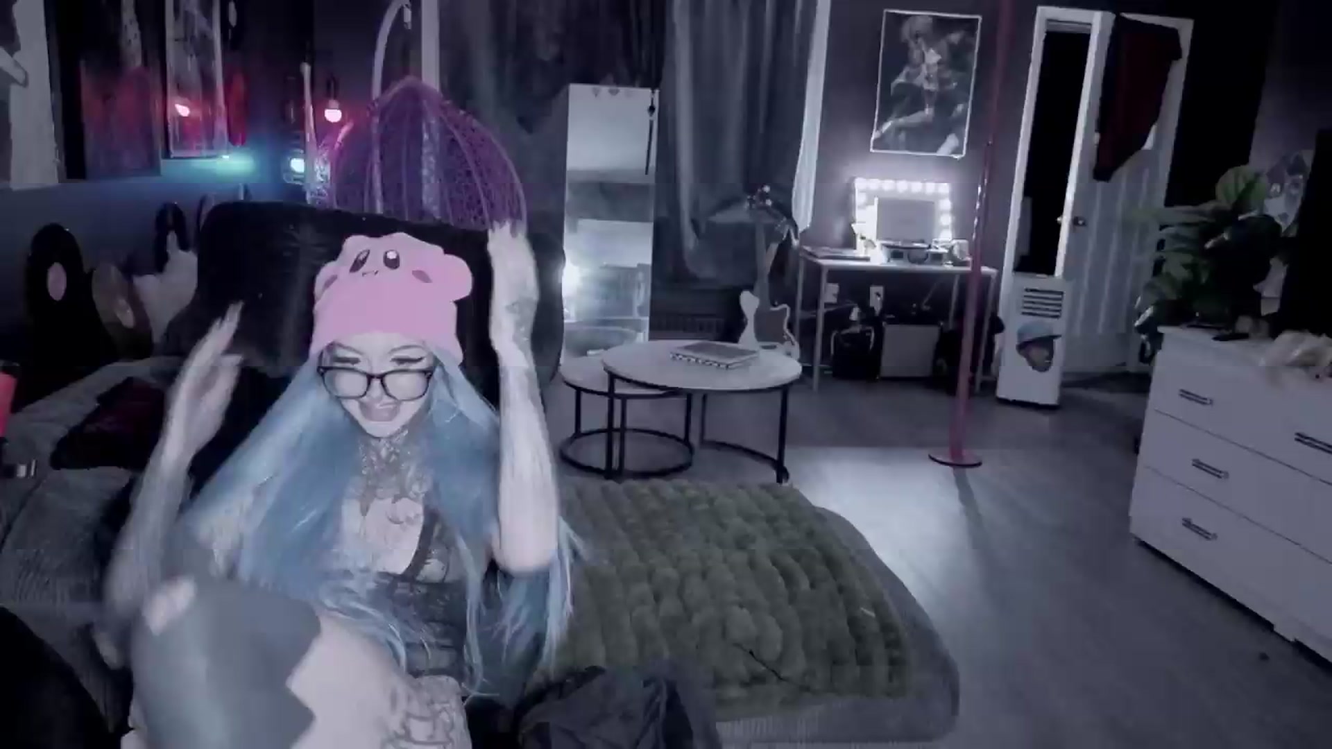 Gallery image thumbnail from Tattoobambi's myfreecams stream on, 08/30/2026, 04:00 image 5 of 20