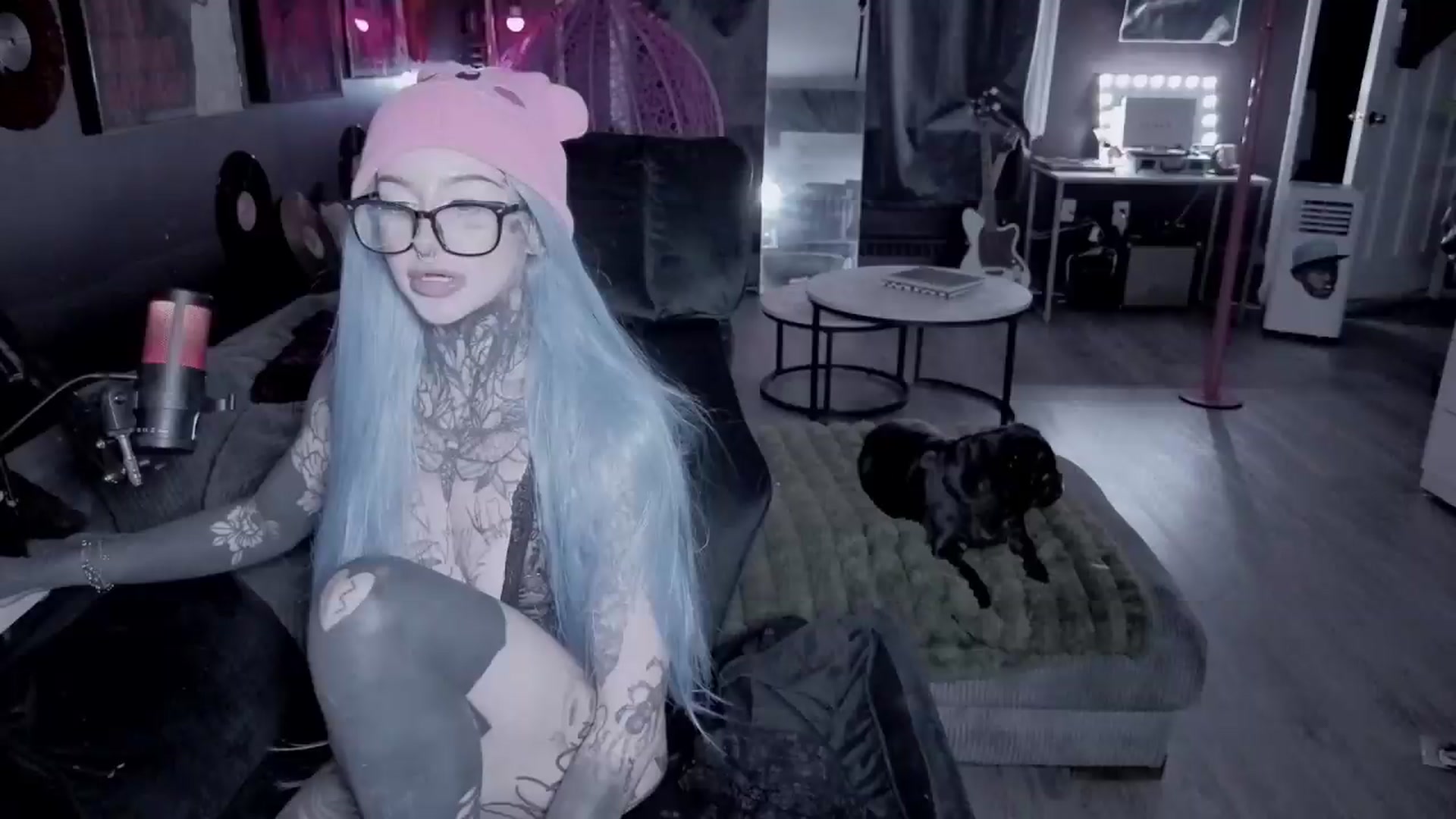 Gallery image thumbnail from Tattoobambi's myfreecams stream on, 08/30/2026, 04:00 image 9 of 20