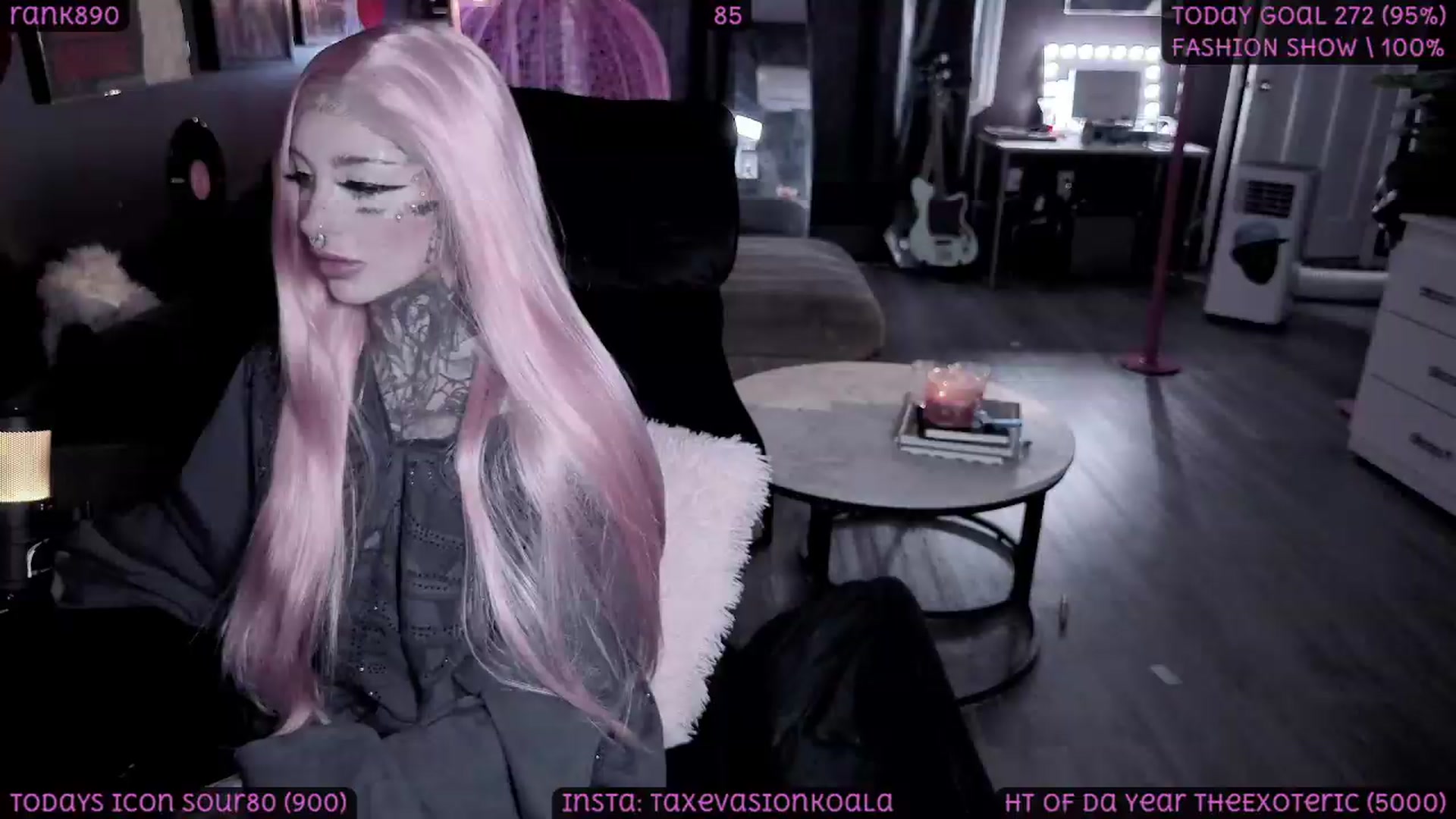 Gallery image thumbnail from Tattoobambi's myfreecams stream on, 09/07/2026, 06:16 image 1 of 20