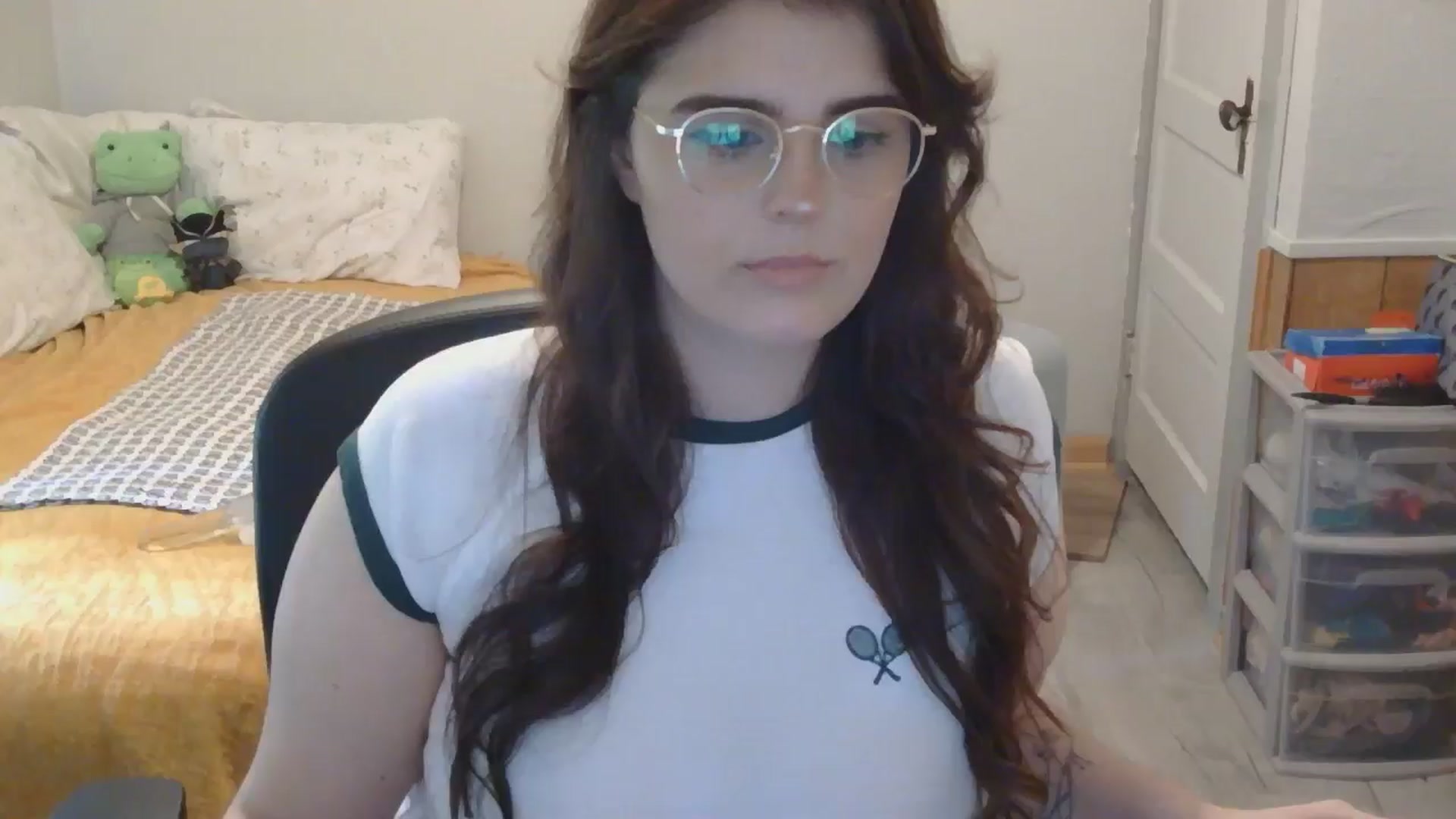 Gallery image thumbnail from TayExe's myfreecams stream on, 07/06/2025, 20:32 image 11 of 20