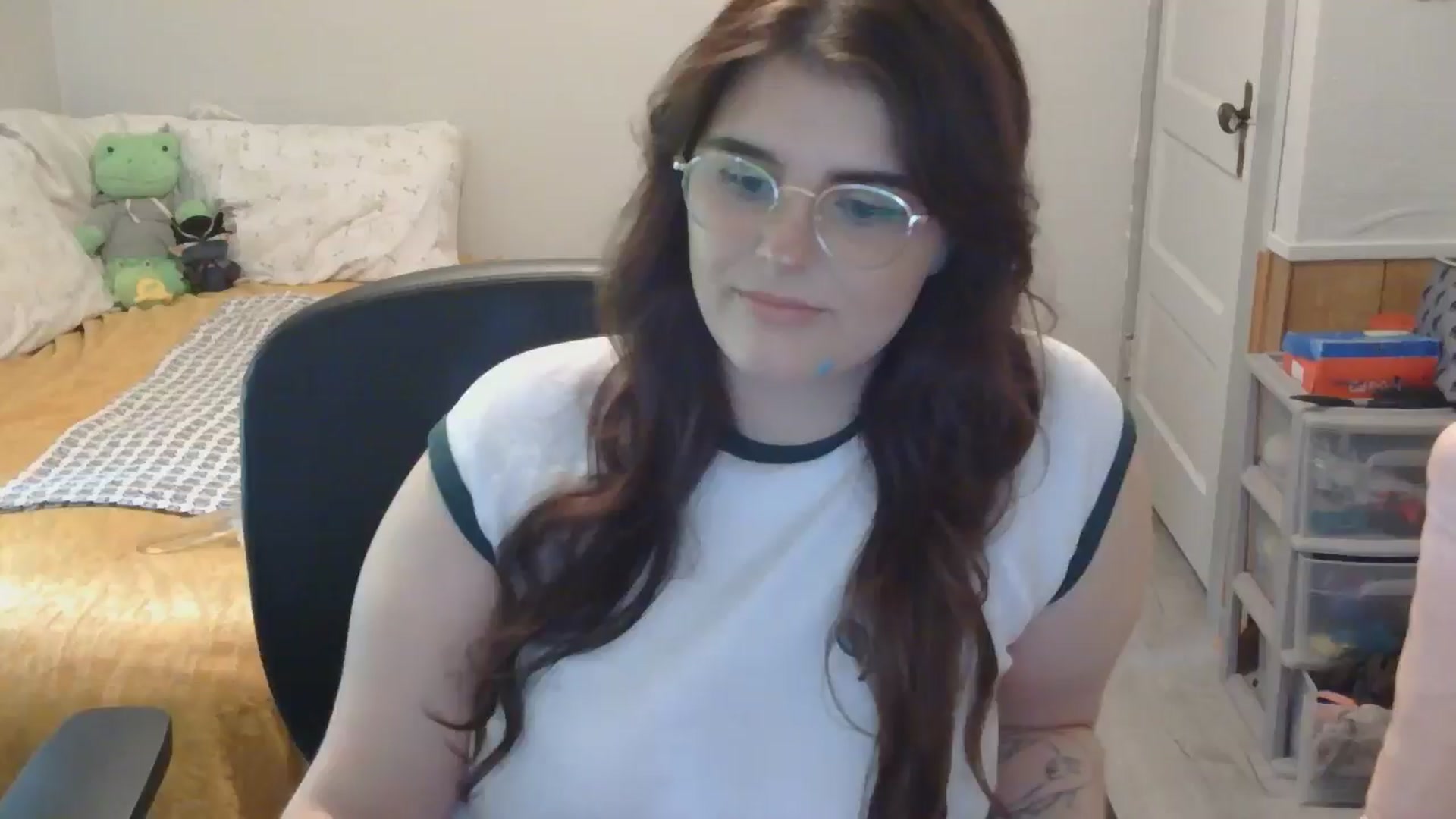 Gallery image thumbnail from TayExe's myfreecams stream on, 07/06/2025, 20:32 image 1 of 20