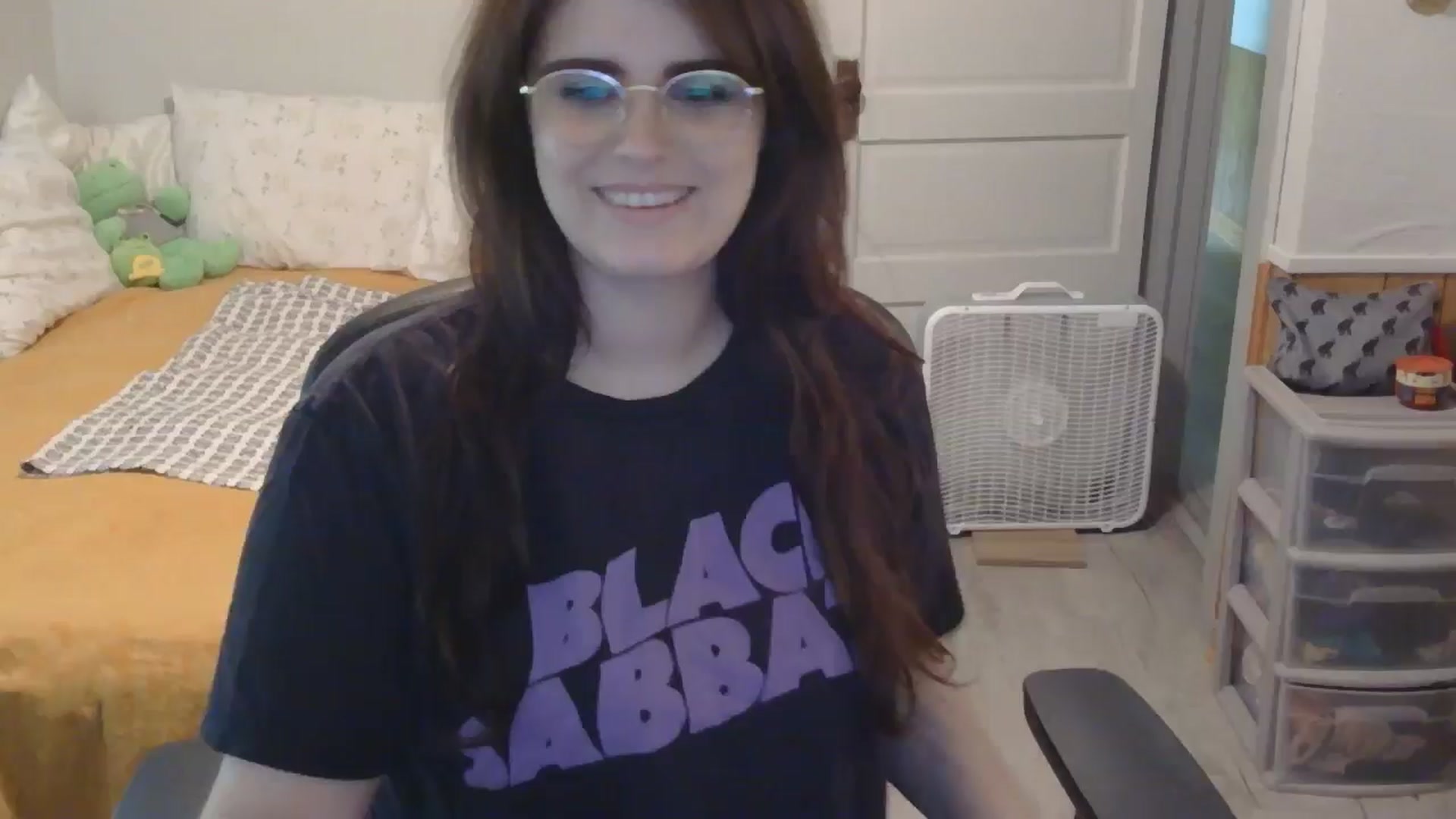 Gallery image thumbnail from TayExe's myfreecams stream on, 07/07/2025, 18:00 image 6 of 20