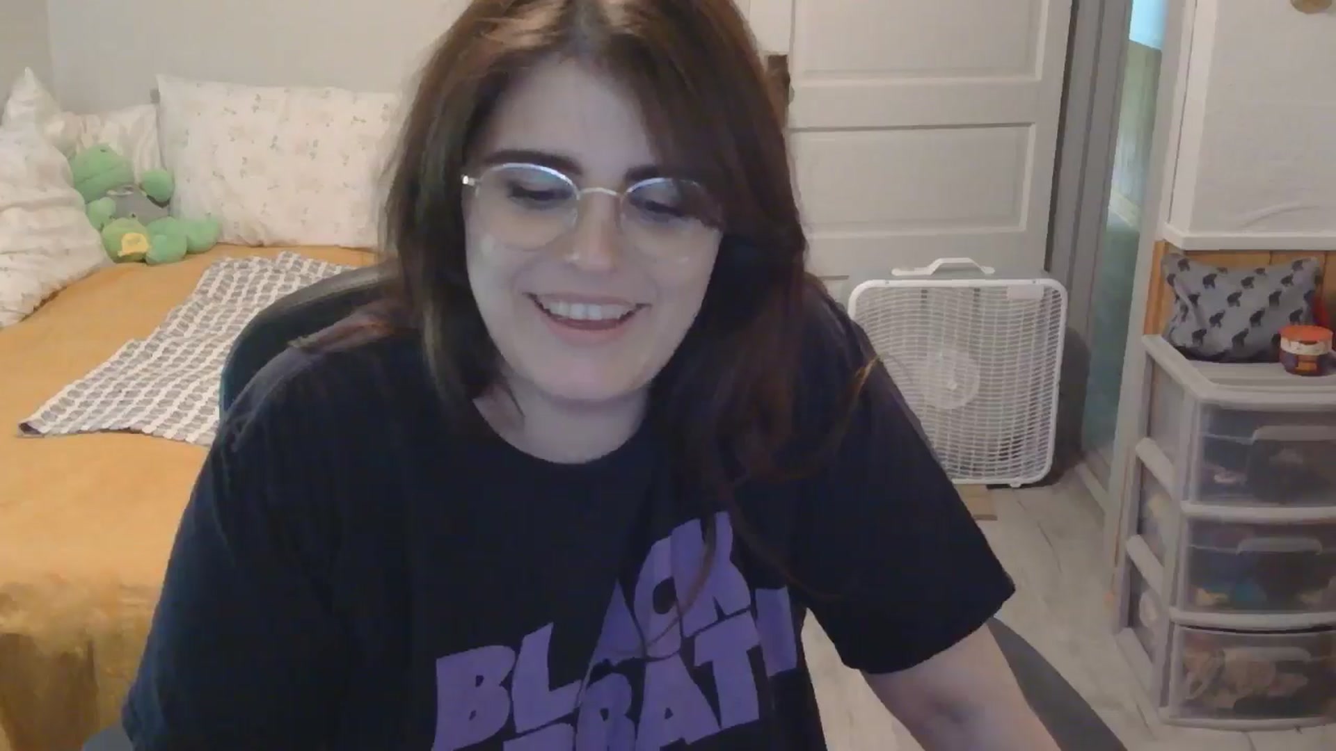 Gallery image thumbnail from TayExe's myfreecams stream on, 07/07/2025, 18:00 image 15 of 20