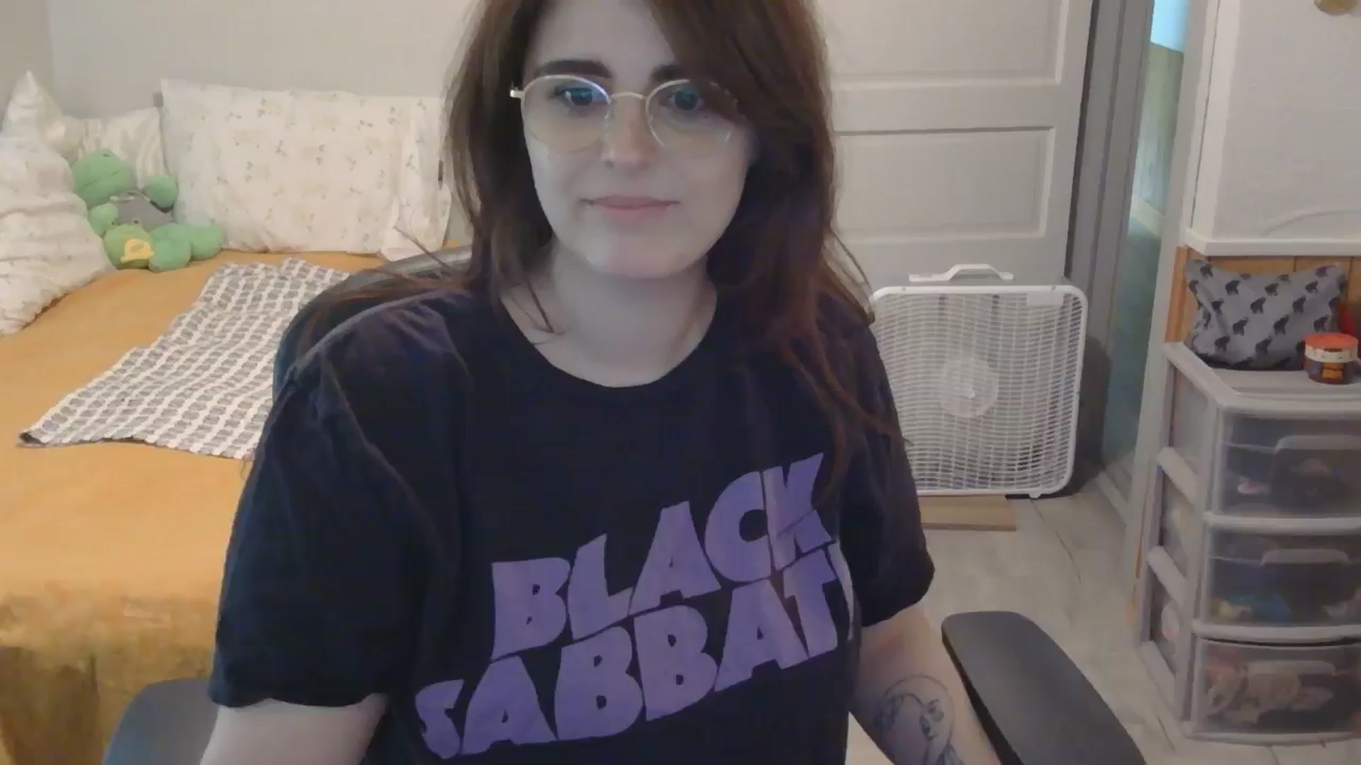 Gallery image thumbnail from TayExe's myfreecams stream on, 07/07/2025, 18:00 image 11 of 20