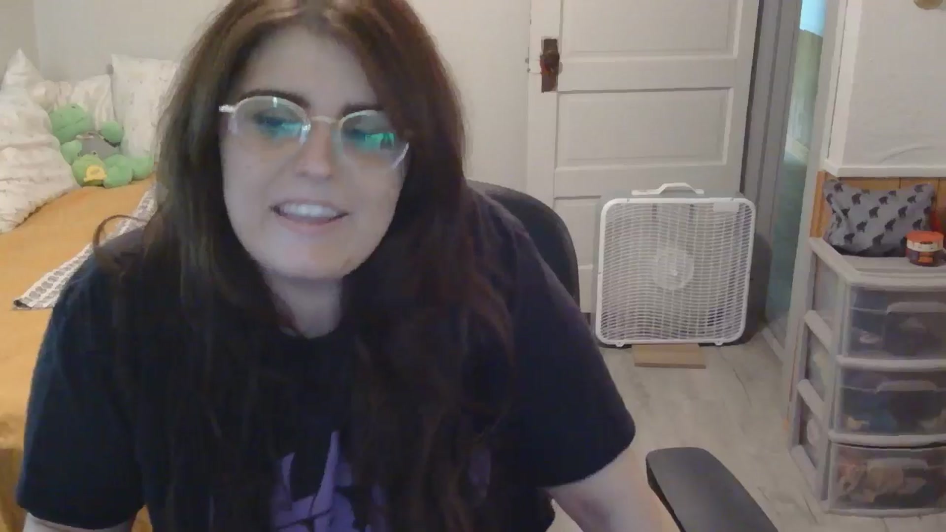 Gallery image thumbnail from TayExe's myfreecams stream on, 07/07/2025, 18:00 image 19 of 20