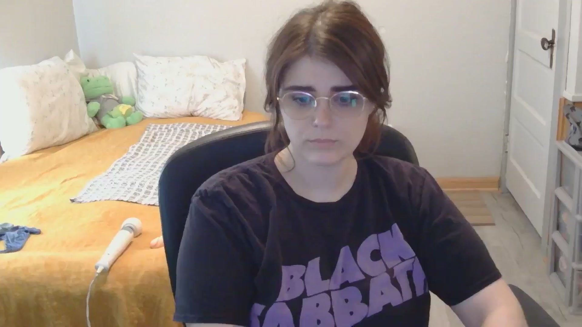 Gallery image thumbnail from TayExe's myfreecams stream on, 07/07/2025, 21:31 image 7 of 20