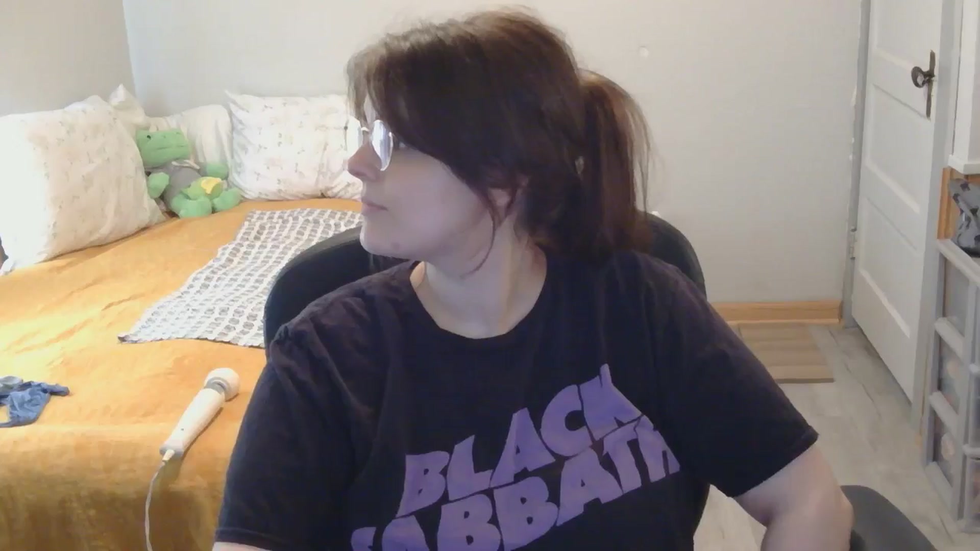 Gallery image thumbnail from TayExe's myfreecams stream on, 07/07/2025, 21:31 image 6 of 20