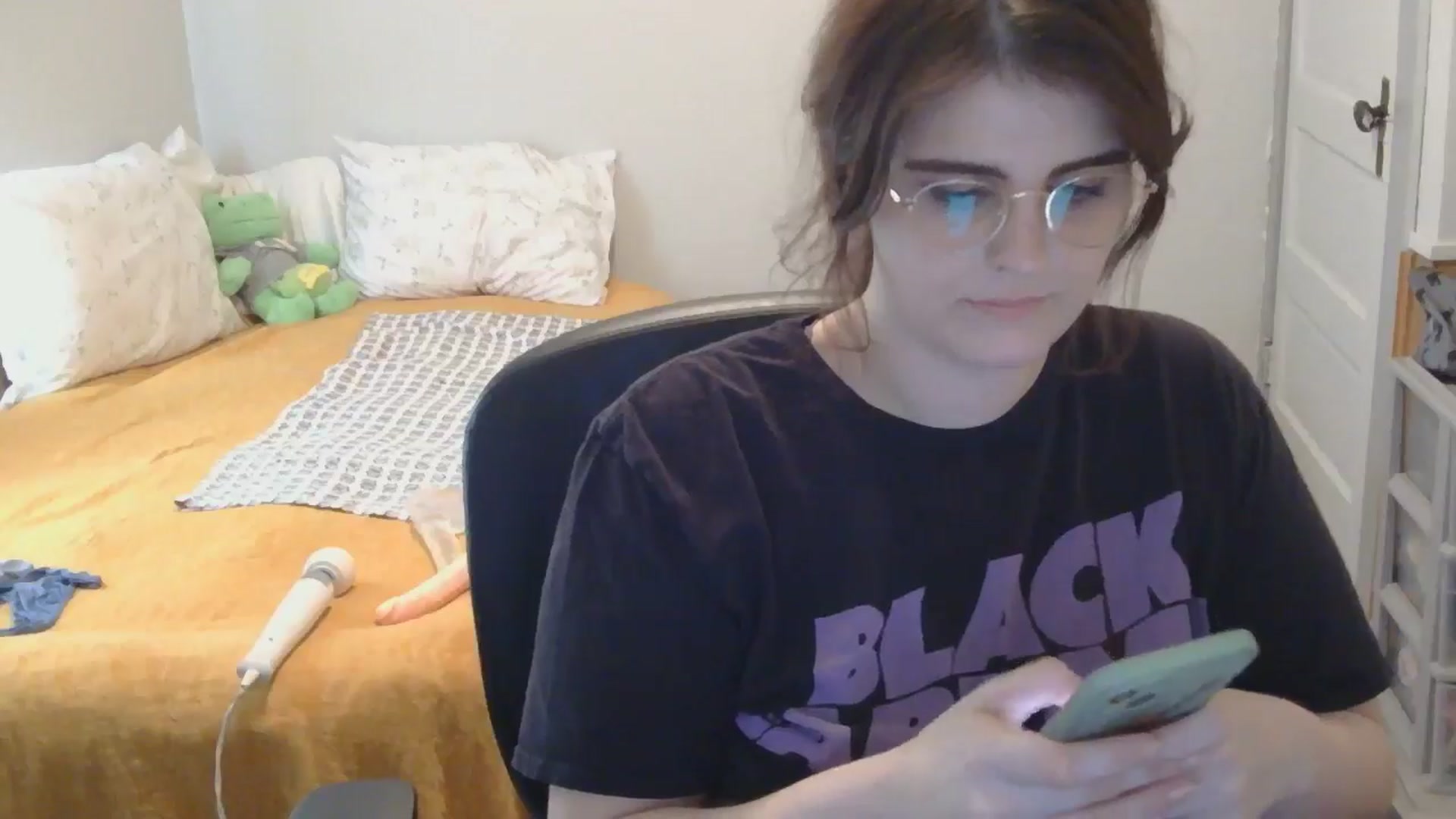 Gallery image thumbnail from TayExe's myfreecams stream on, 07/07/2025, 21:31 image 10 of 20