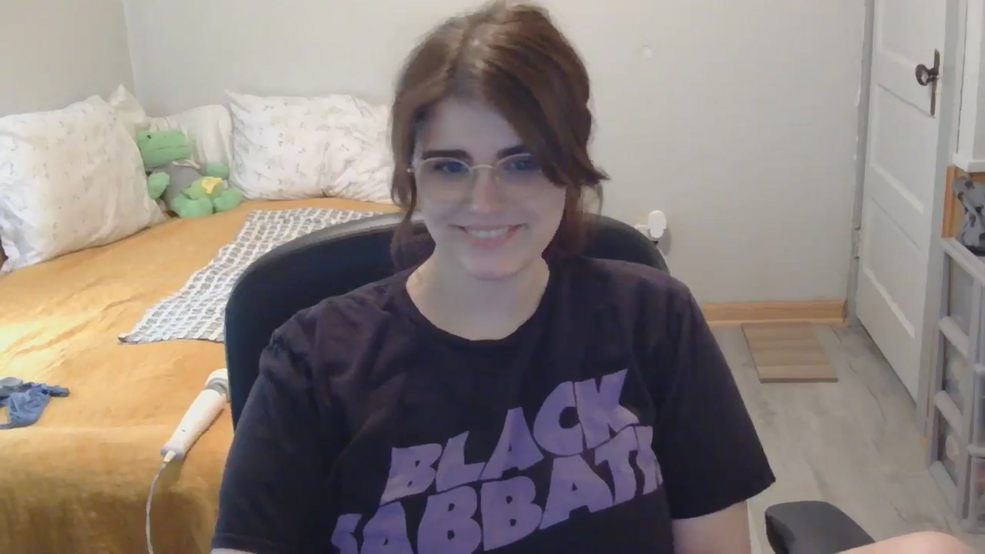 Gallery image thumbnail from TayExe's myfreecams stream on, 07/07/2025, 21:31 image 3 of 20