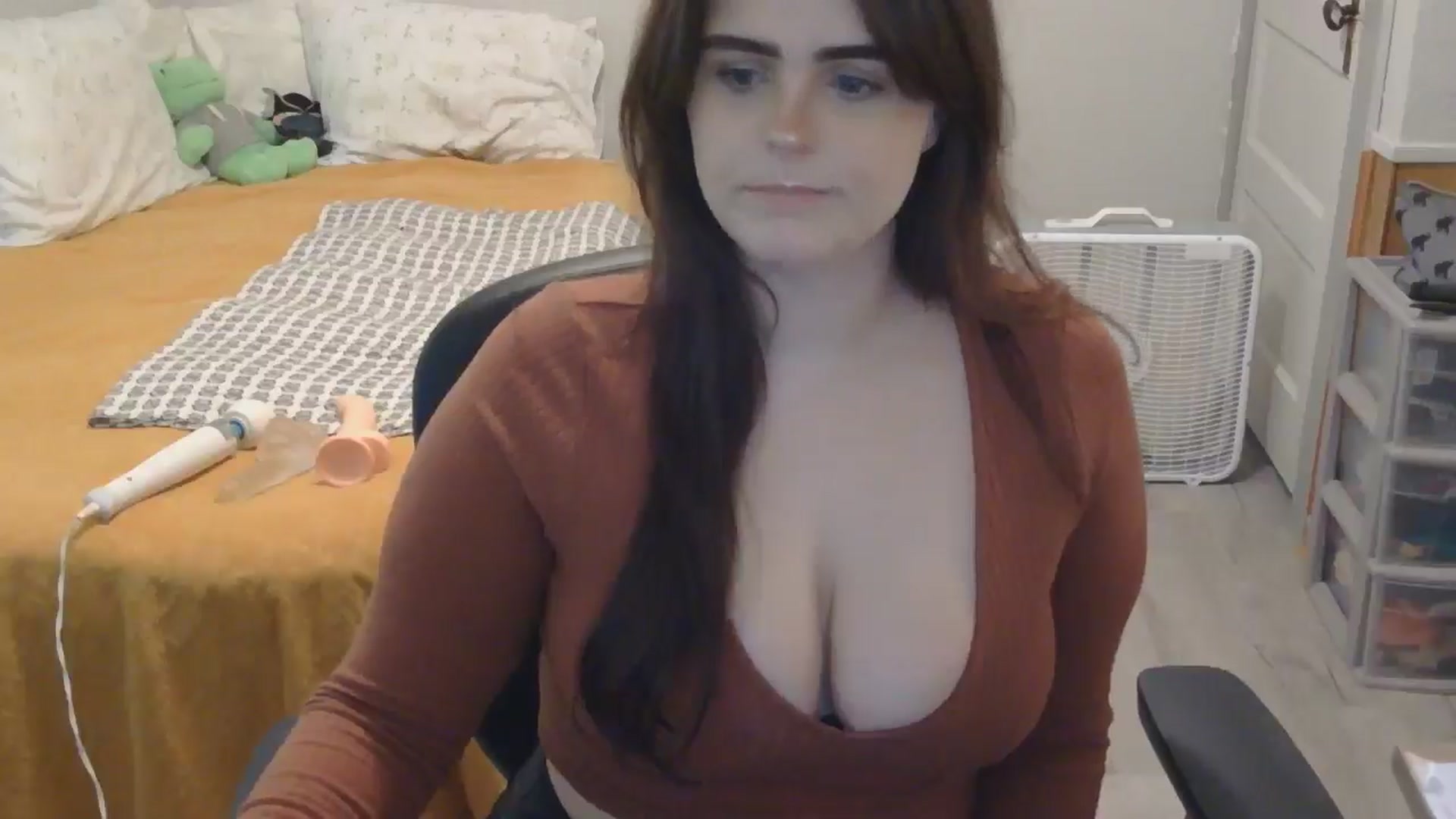 Gallery image thumbnail from TayExe's myfreecams stream on, 07/09/2025, 18:18 image 6 of 20