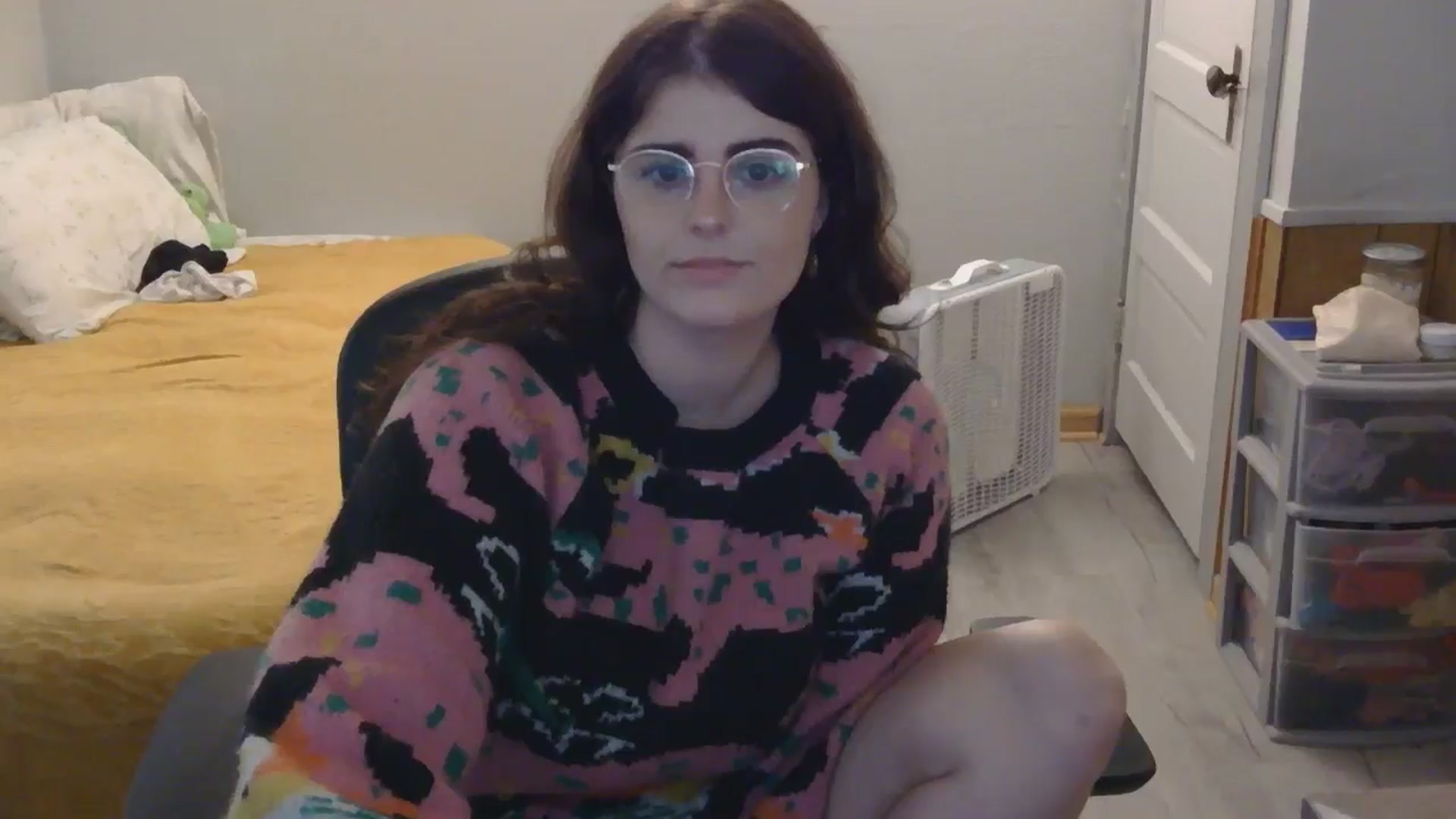 Gallery image thumbnail from TayExe's myfreecams stream on, 08/20/2025, 17:05 image 7 of 20