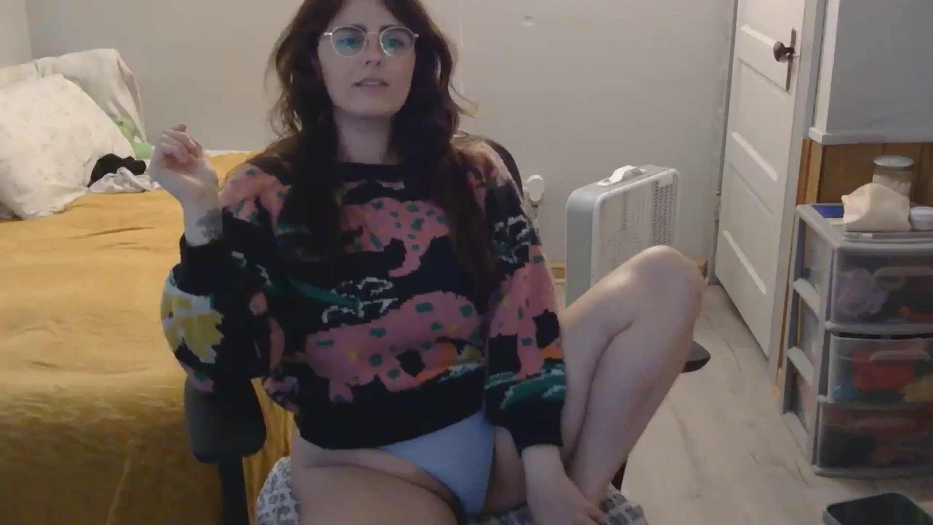 Gallery image thumbnail from TayExe's myfreecams stream on, 08/20/2025, 17:05 image 12 of 20
