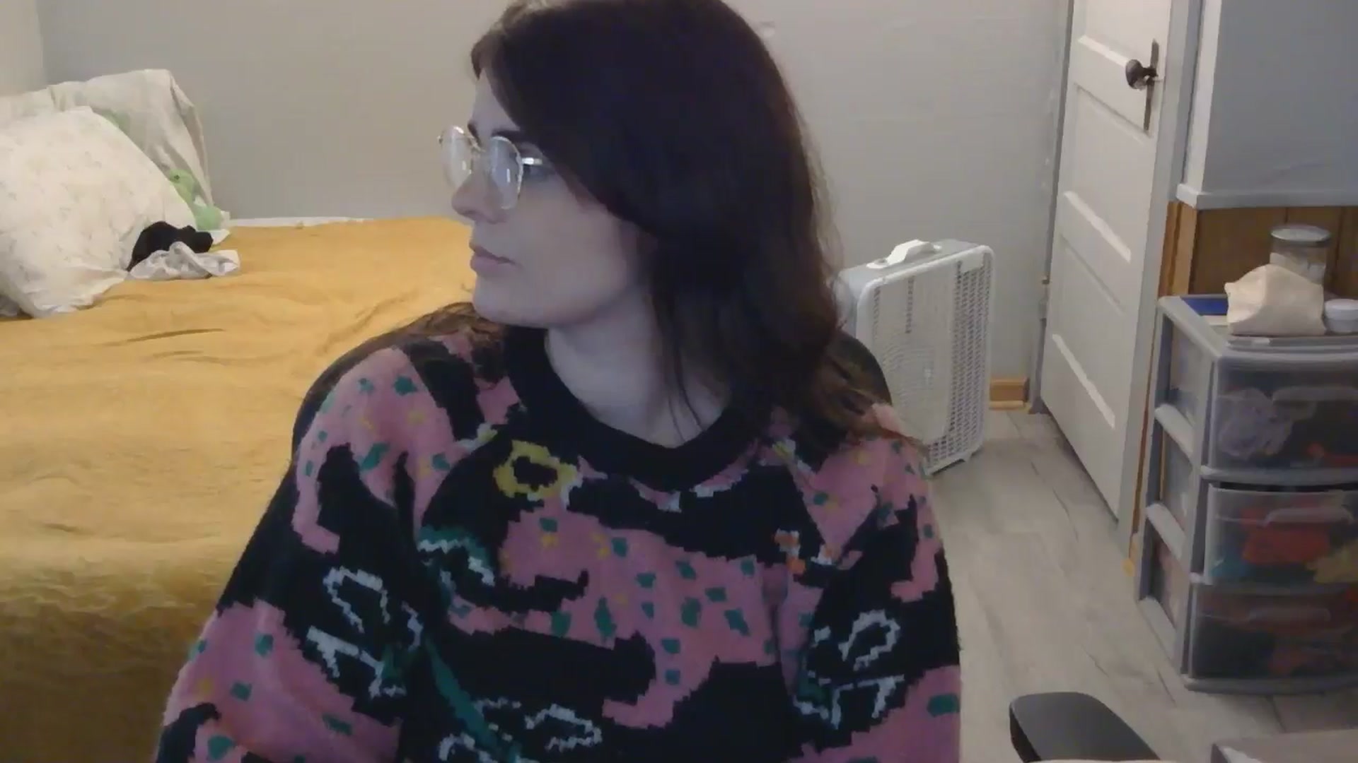 Gallery image thumbnail from TayExe's myfreecams stream on, 08/20/2025, 17:05 image 4 of 20