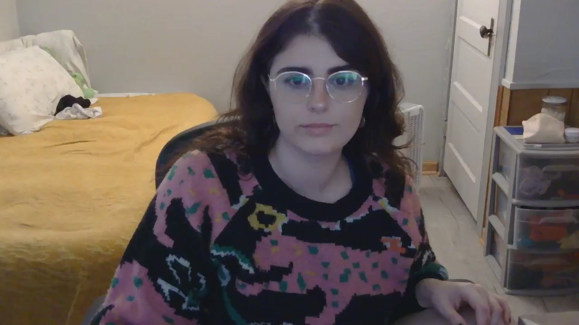 Gallery image thumbnail from TayExe's myfreecams stream on, 08/20/2025, 17:05 image 2 of 20