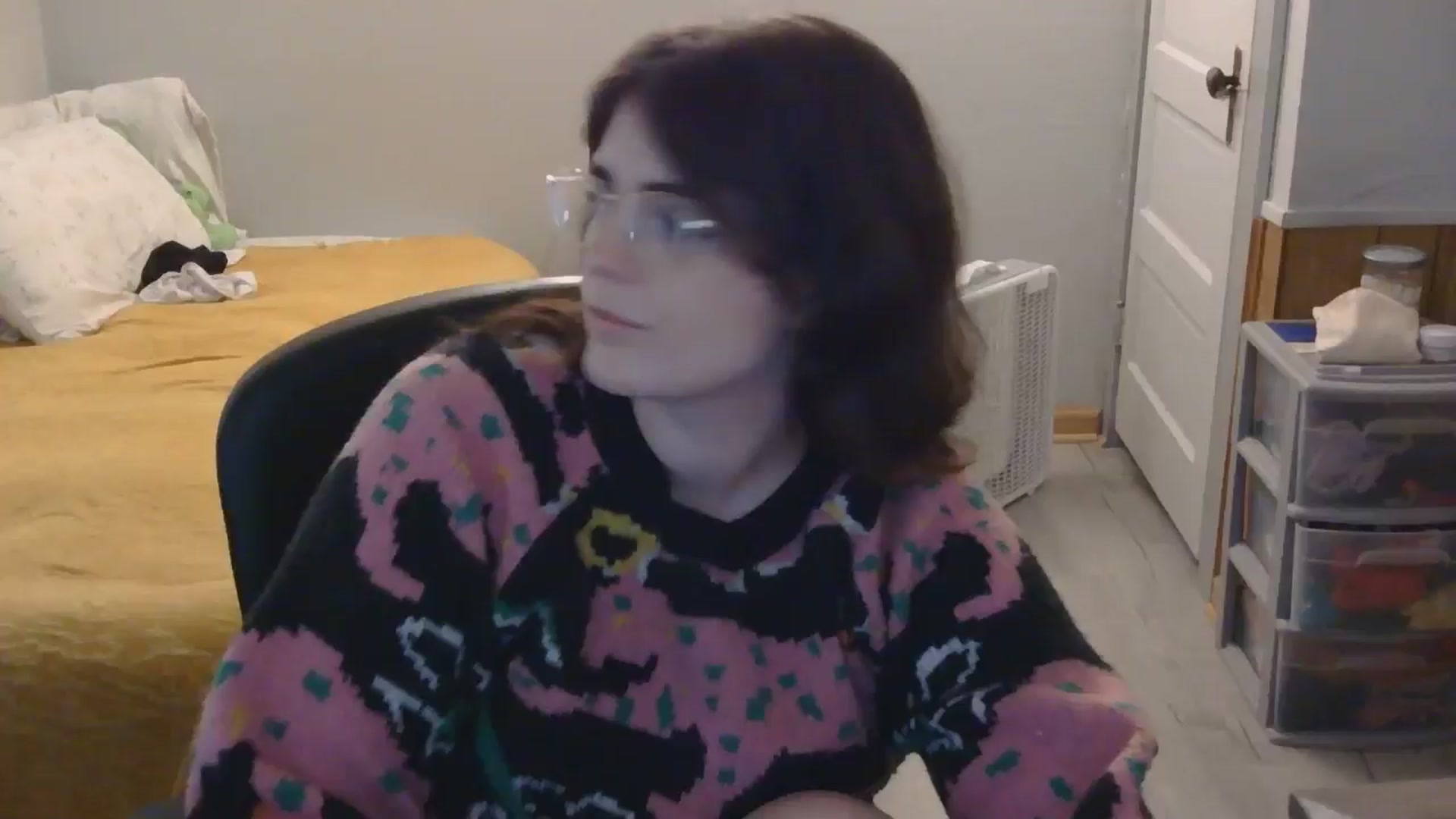 Gallery image thumbnail from TayExe's myfreecams stream on, 08/20/2025, 17:05 image 20 of 20