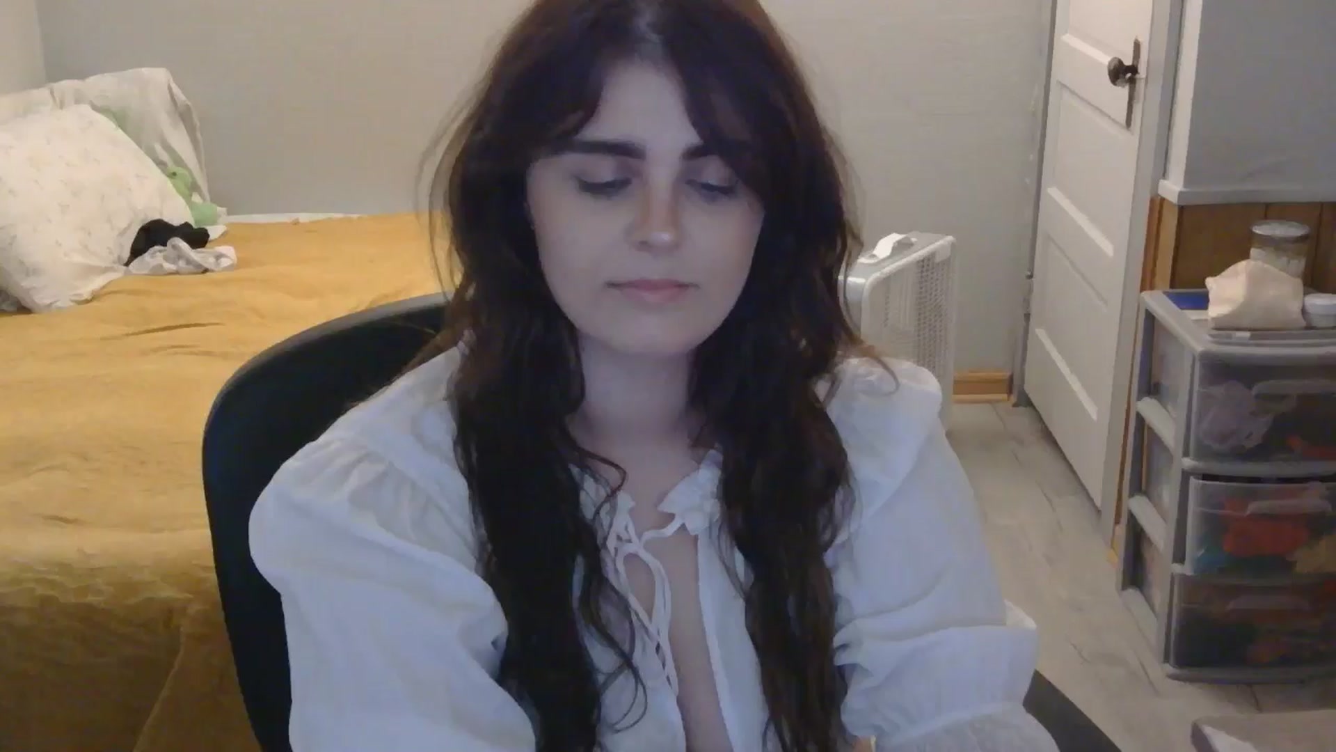 Gallery image thumbnail from TayExe's myfreecams stream on, 08/20/2025, 17:27 image 2 of 20