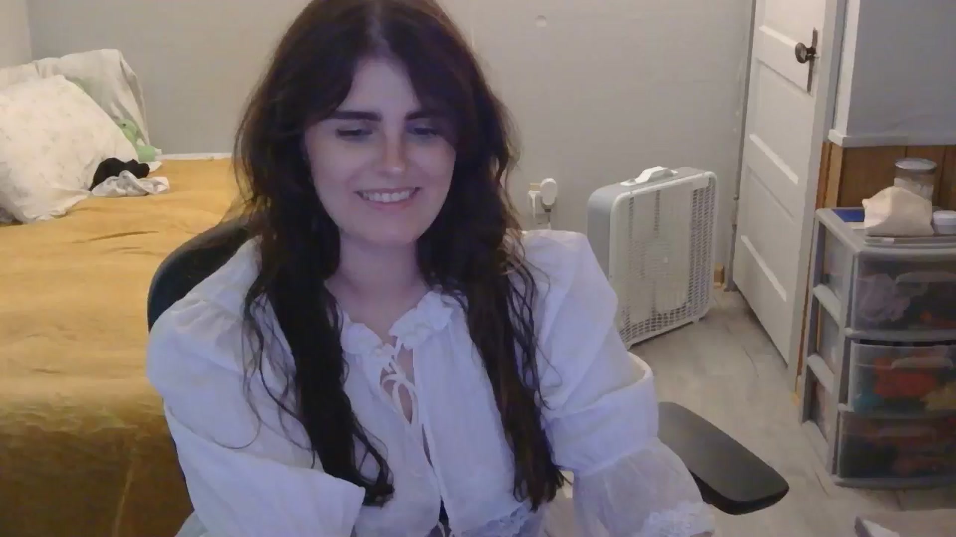 Gallery image thumbnail from TayExe's myfreecams stream on, 08/20/2025, 18:00 image 13 of 20