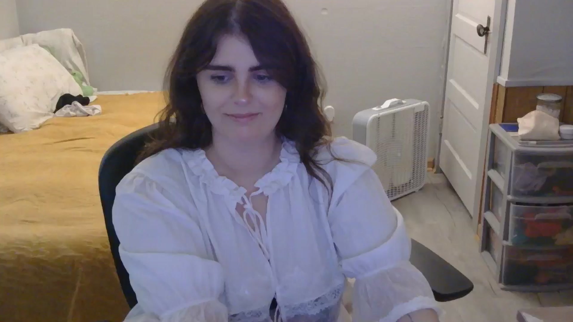 Gallery image thumbnail from TayExe's myfreecams stream on, 08/20/2025, 18:00 image 15 of 20