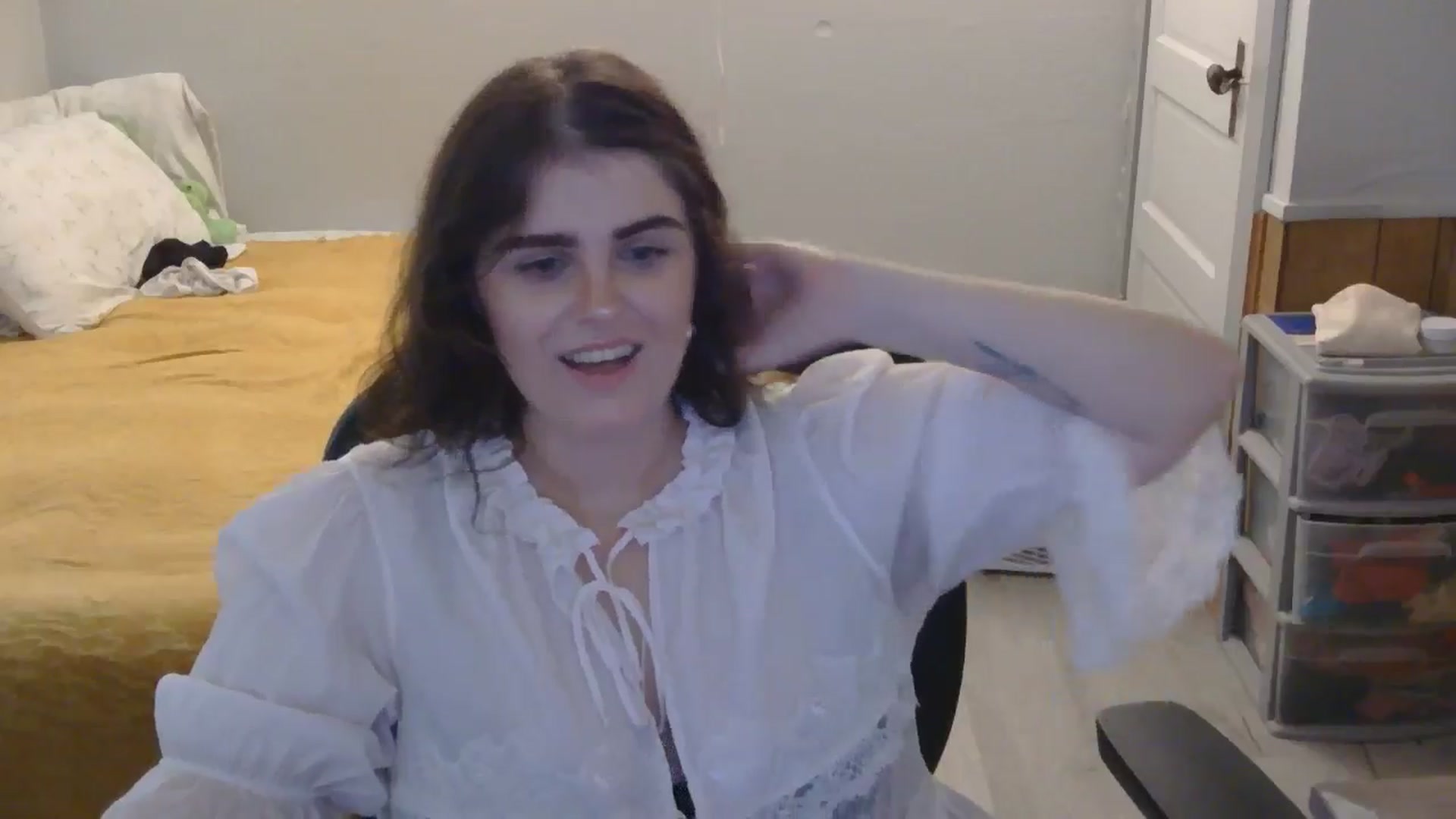 Gallery image thumbnail from TayExe's myfreecams stream on, 08/20/2025, 18:54 image 17 of 20