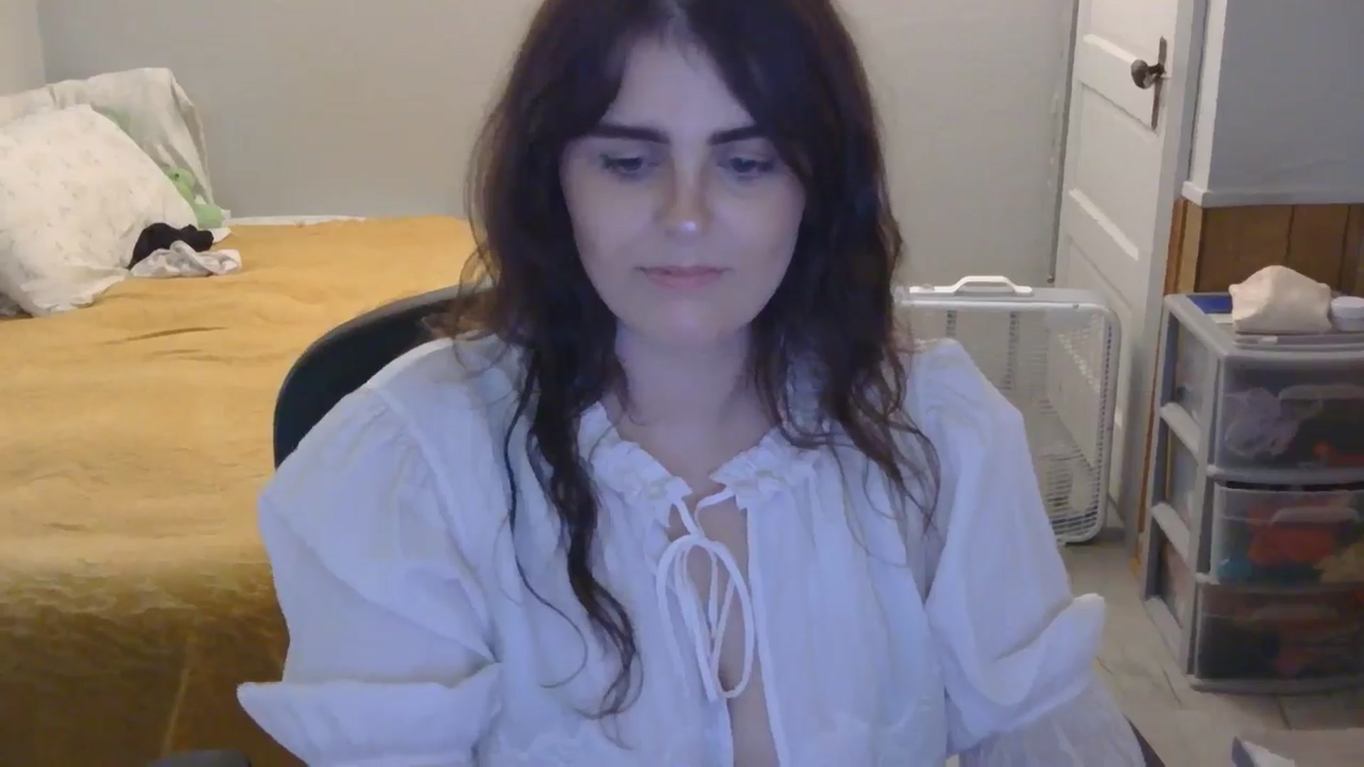 Gallery image thumbnail from TayExe's myfreecams stream on, 08/20/2025, 18:54 image 10 of 20